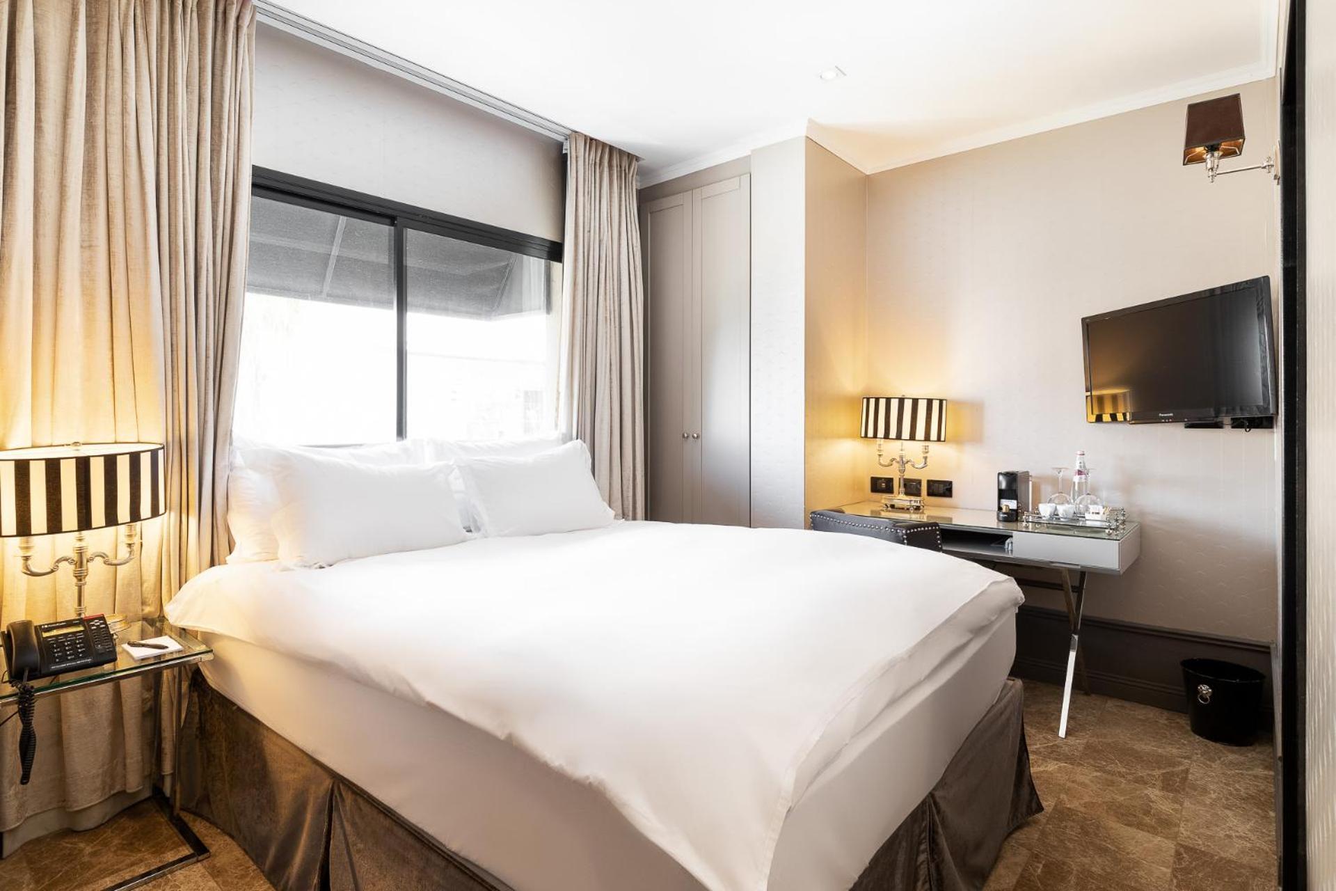 Junior Single Room