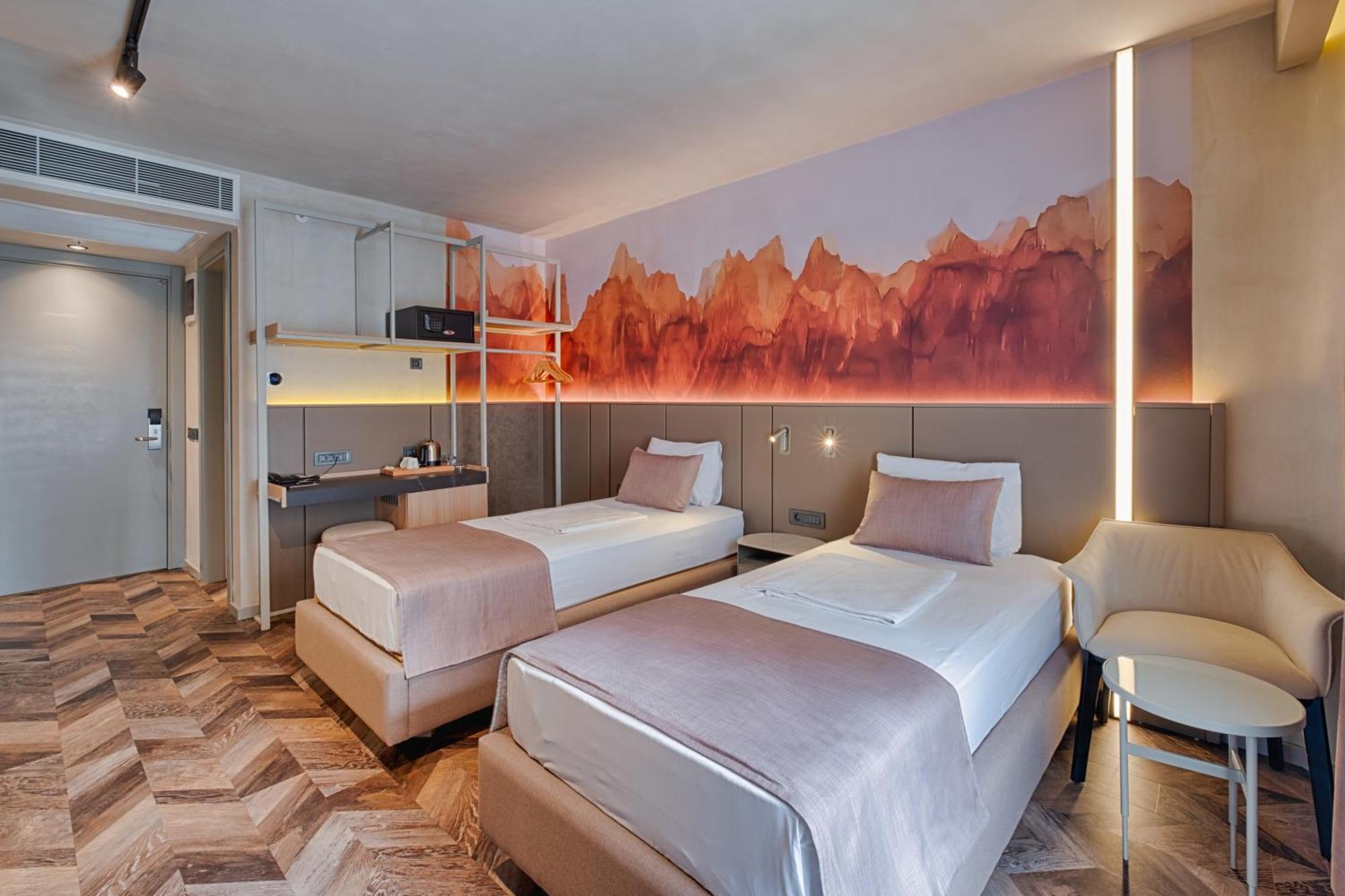 Double Room Extra Bed Partial Sea View