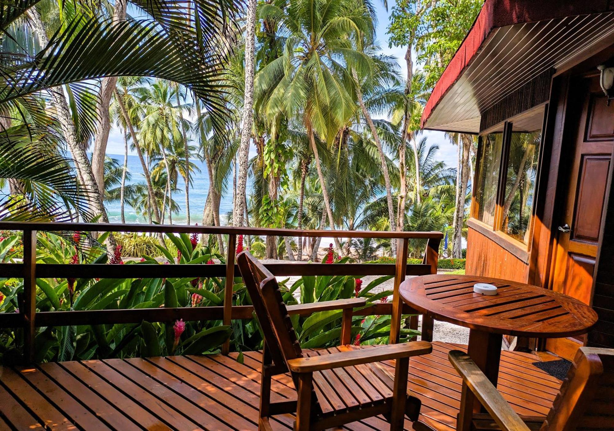 Tiki Suite BeachFront