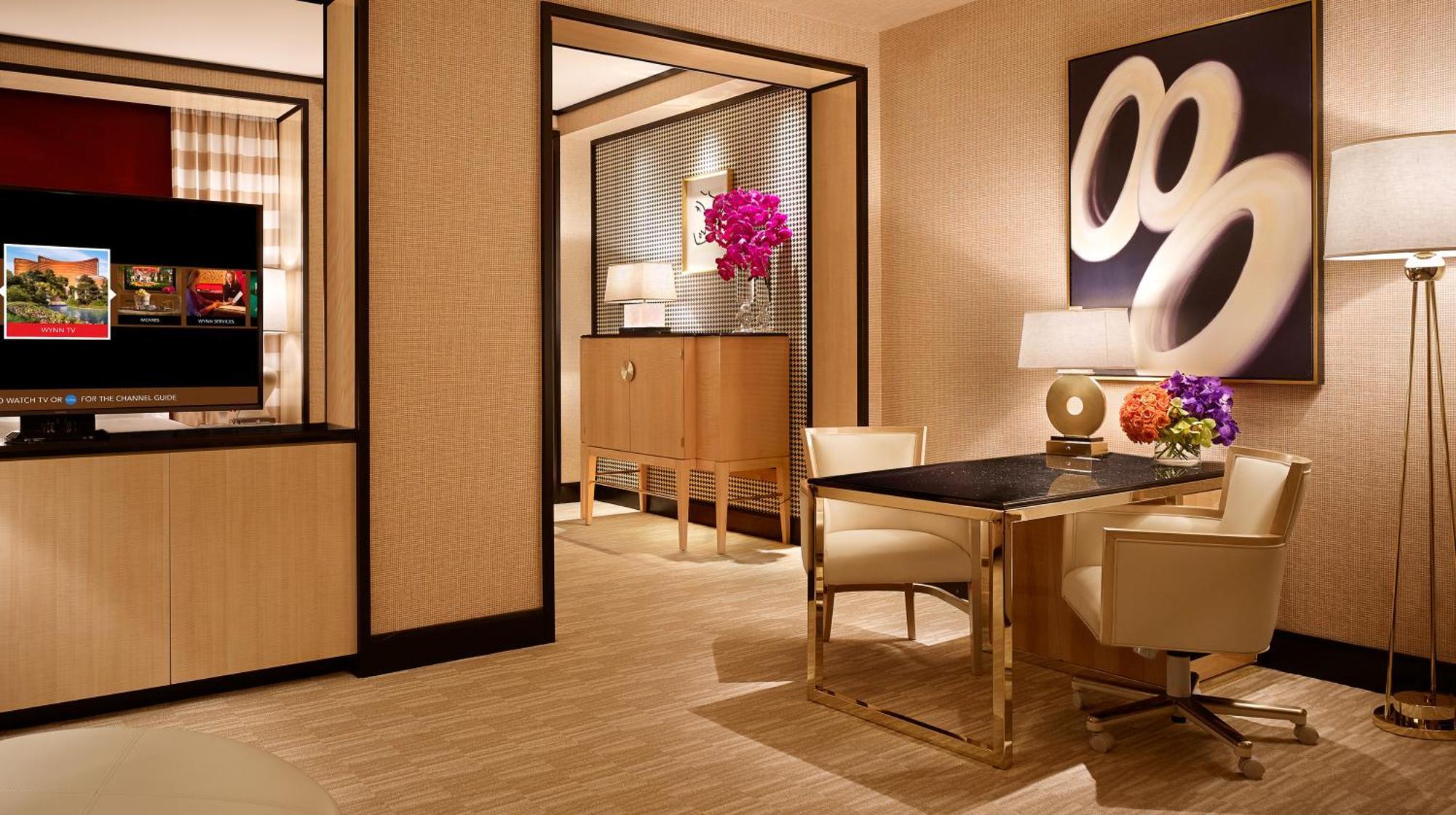 Encore Resort King