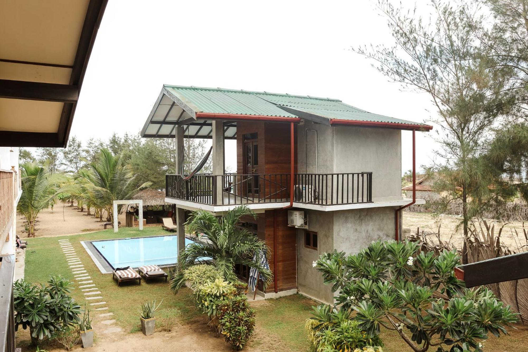 Deluxe Bungalow