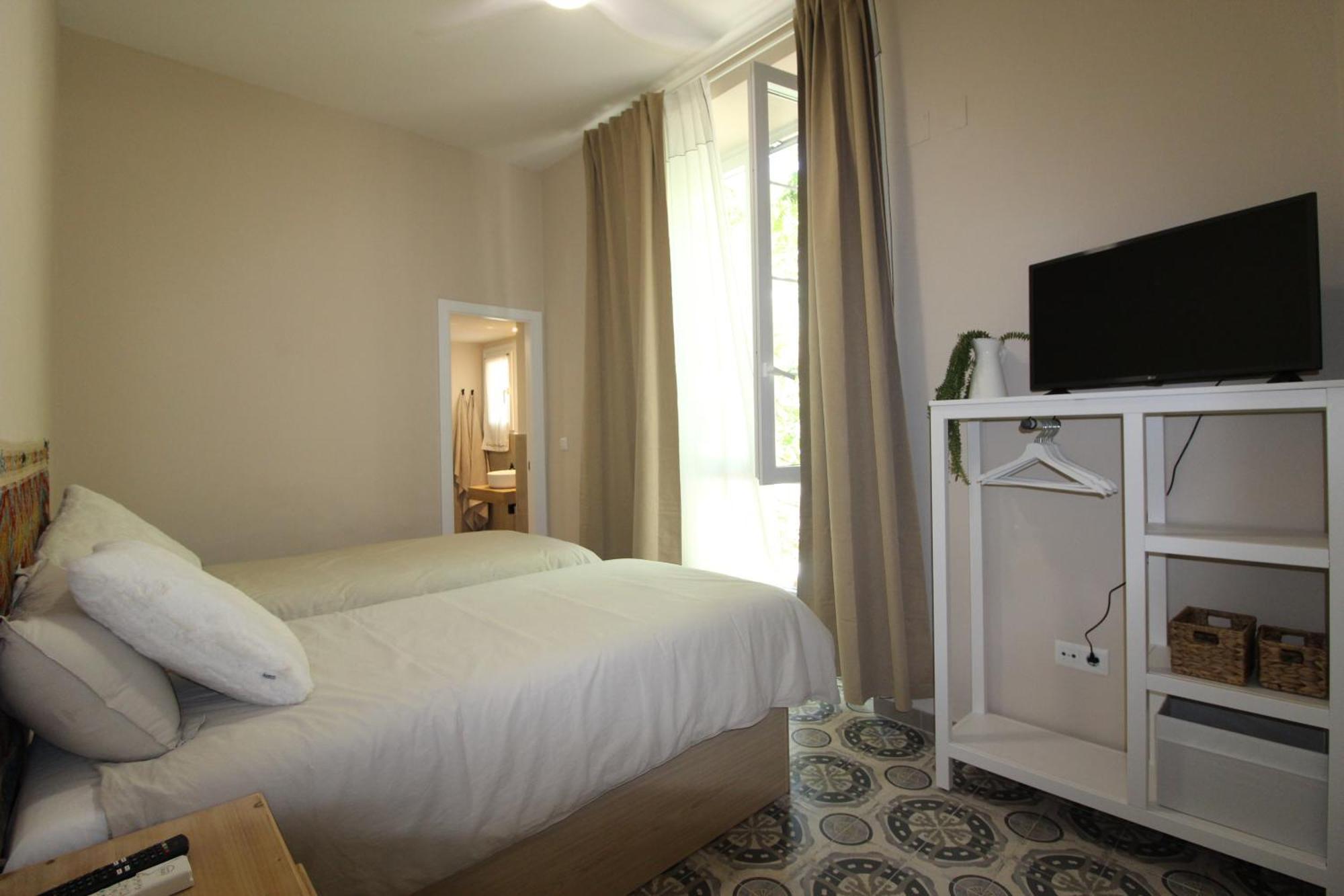 Standard Double Room with Fan,1596689759:JPEG