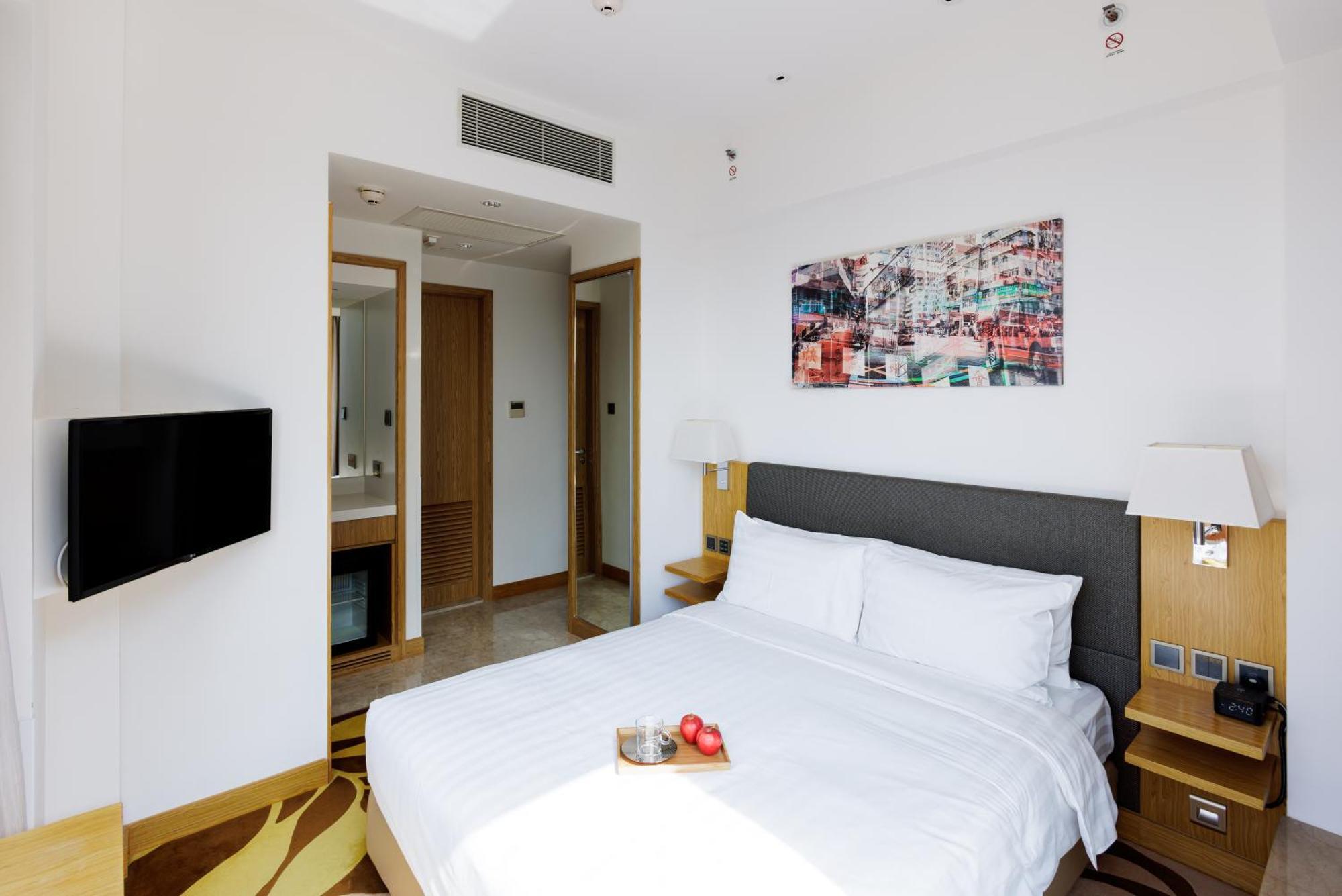 Executive Double or Twin Room City View