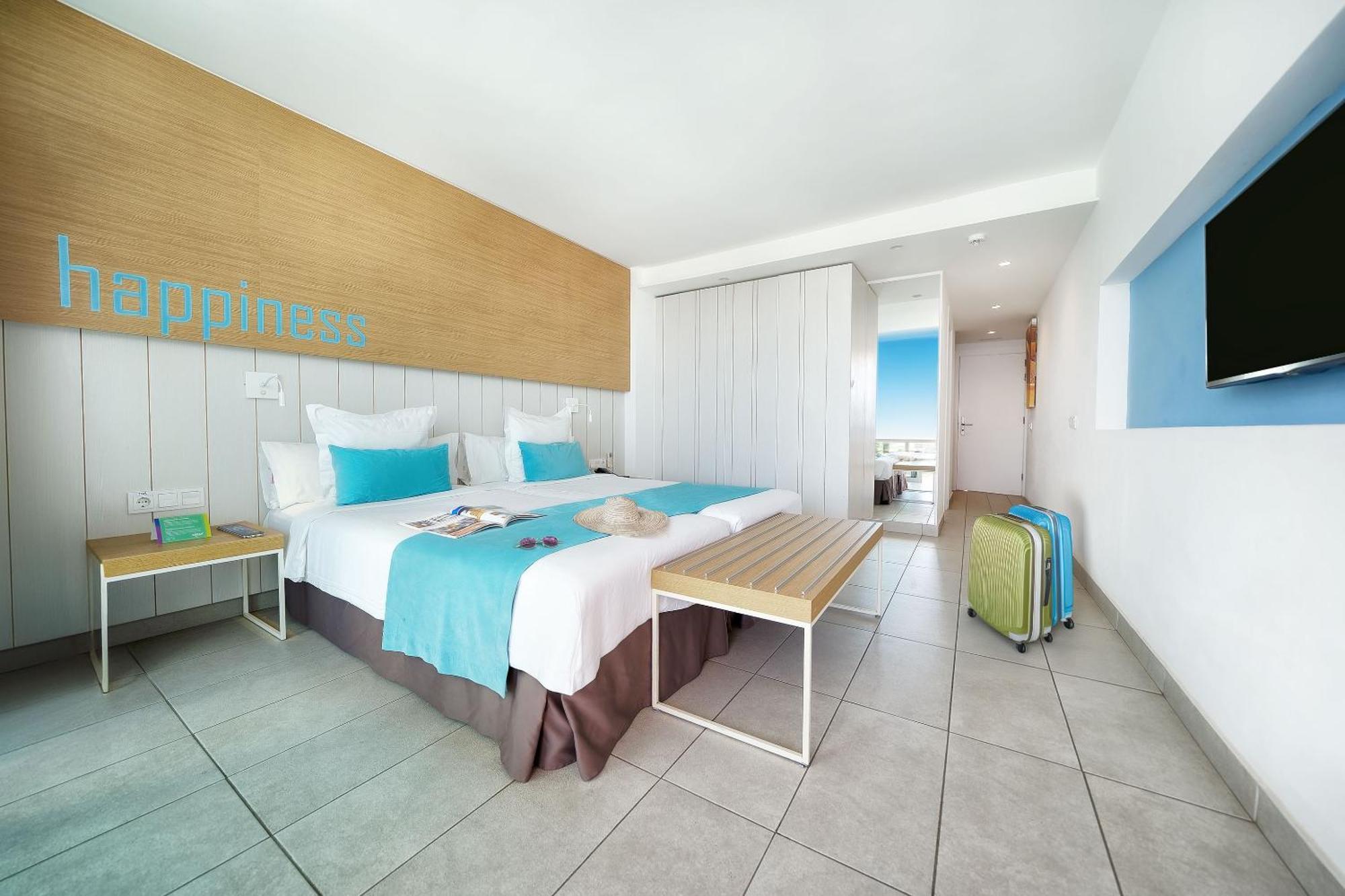 Double Room Pool View