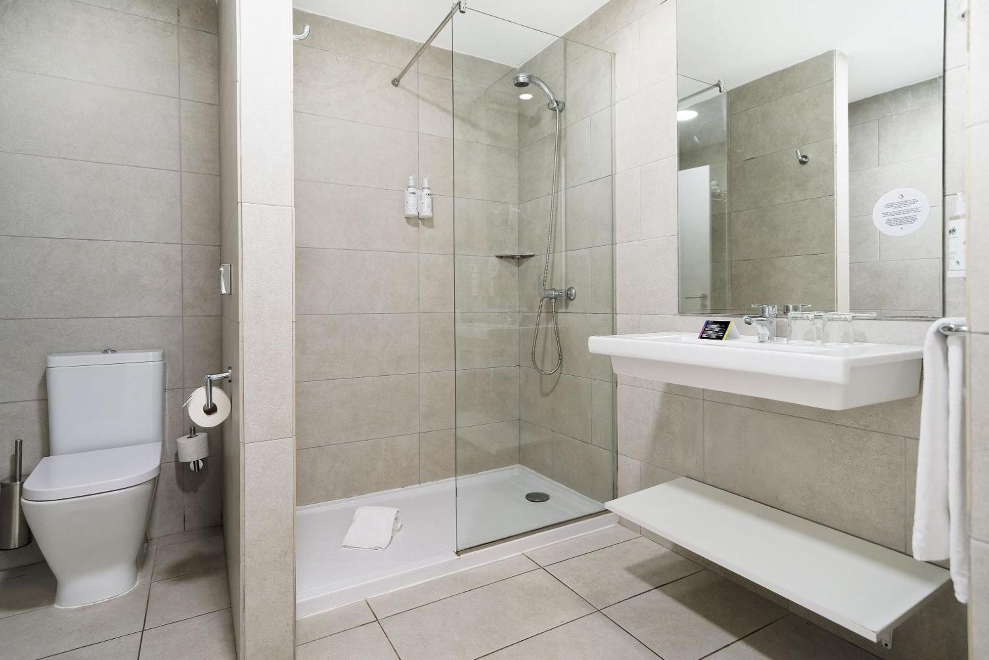 One-Bedroom Apartment,1597546020:JPEG