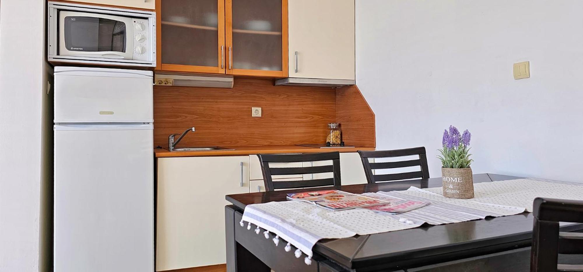 1-Bedroom Apartment