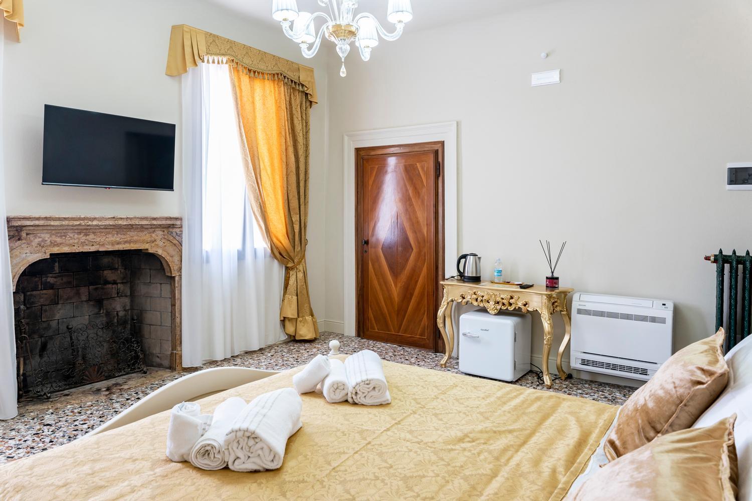 Executive Triple Room