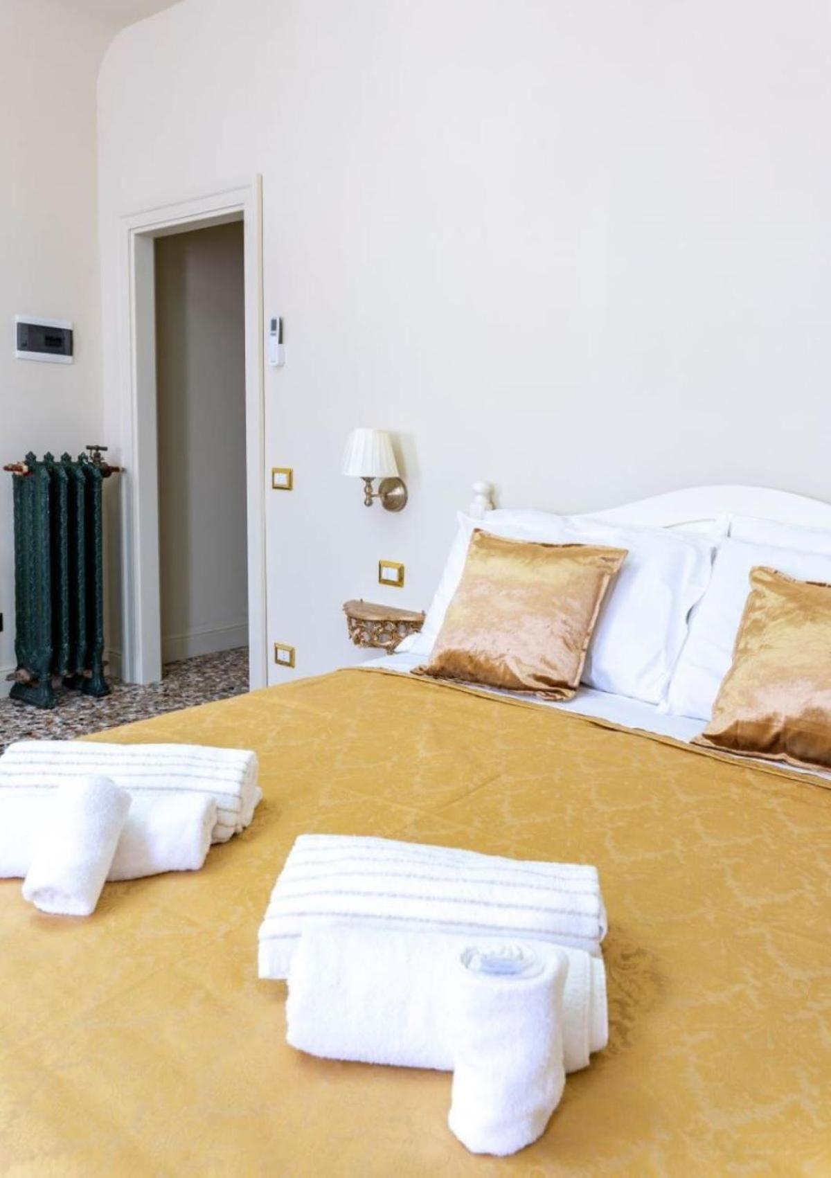 Executive Triple Room