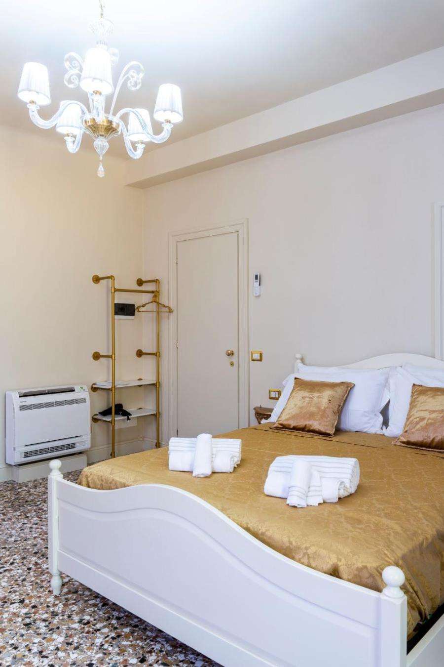 Deluxe Double Room Balcony