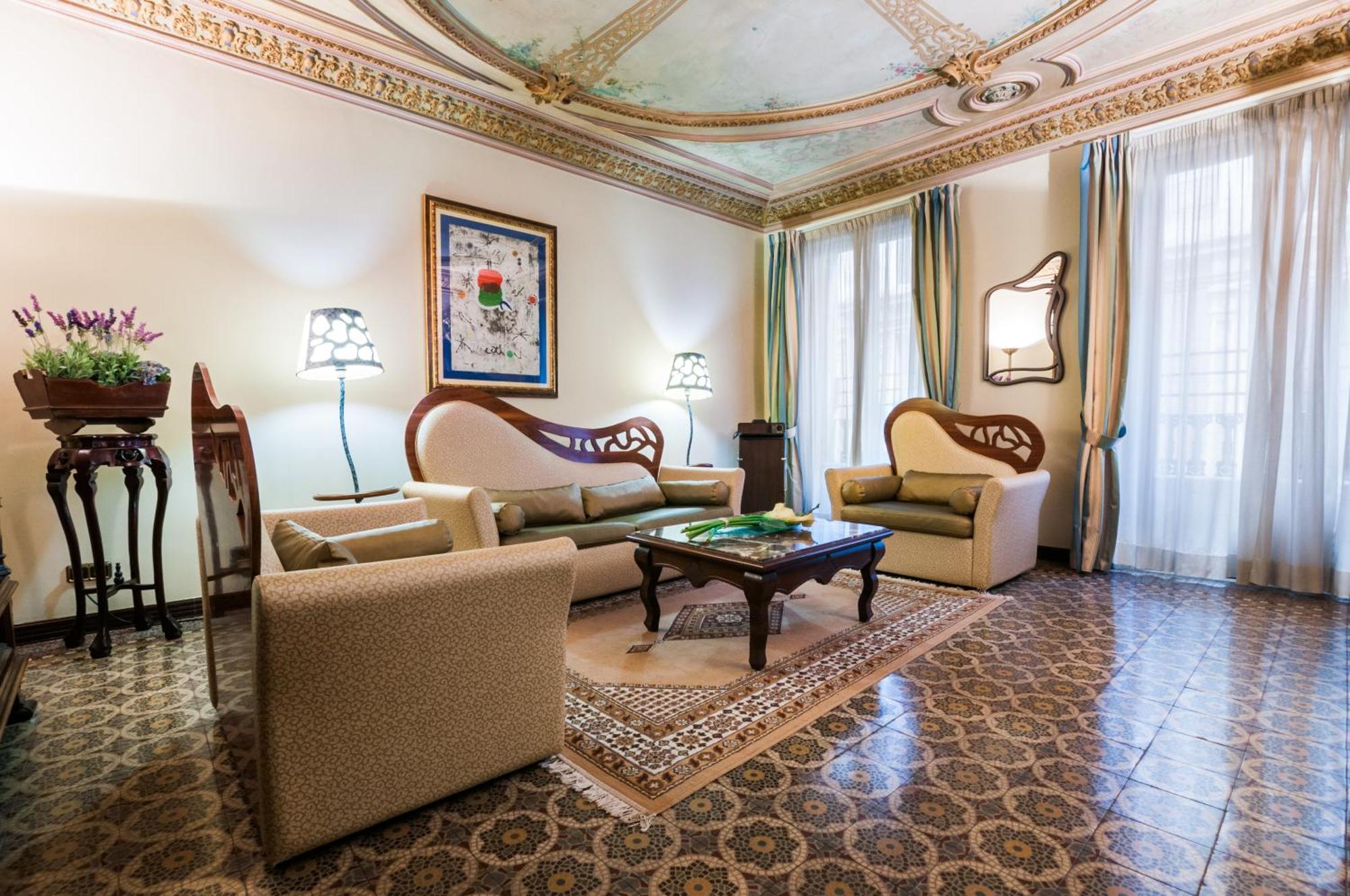 Suite Miró