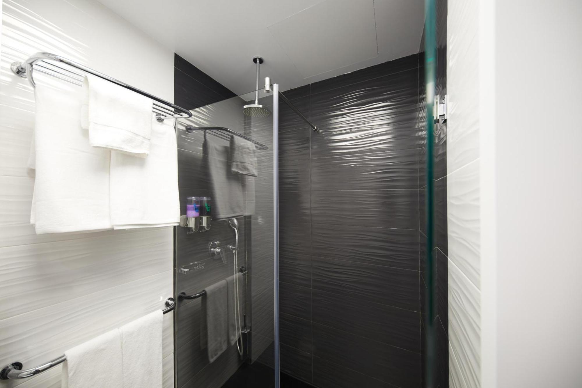 Double or Twin Room Balcony