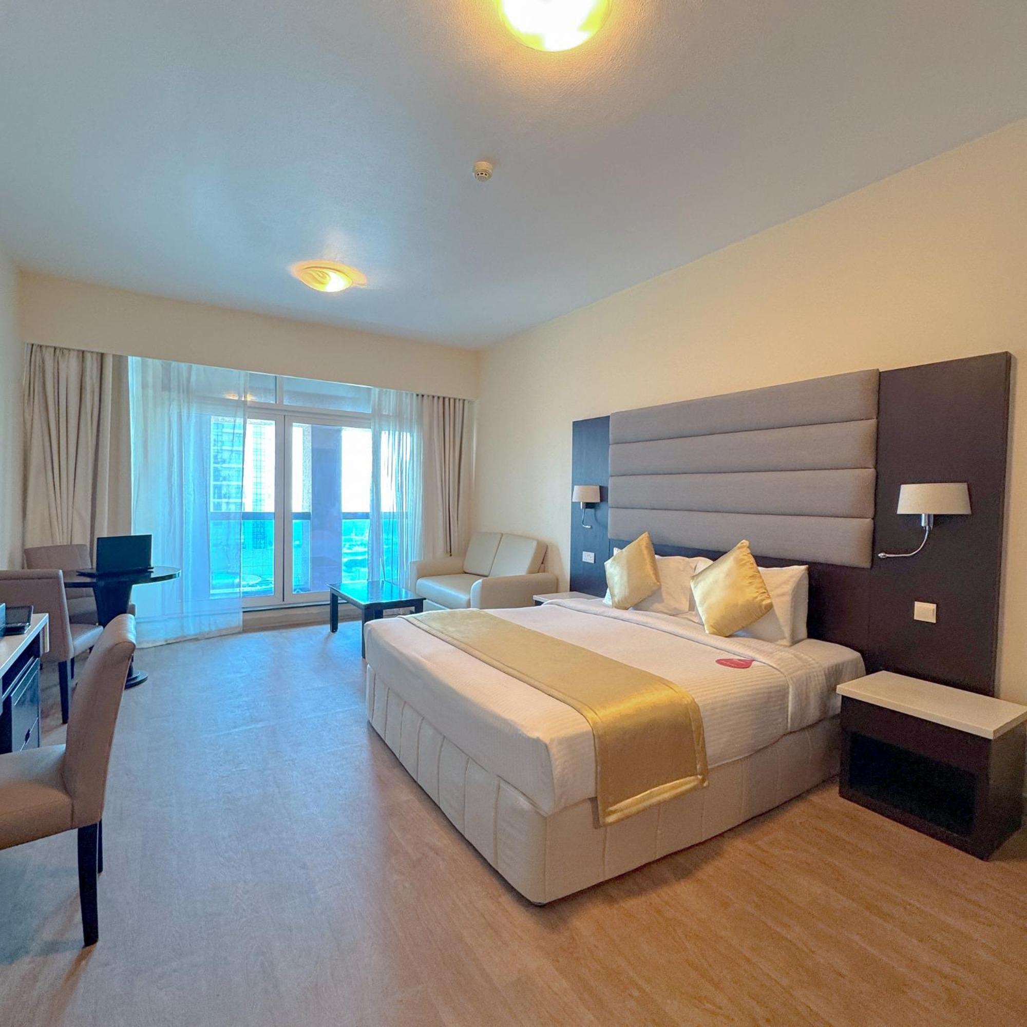Deluxe King Room With Burj Khalifa View,1602982117:JPEG