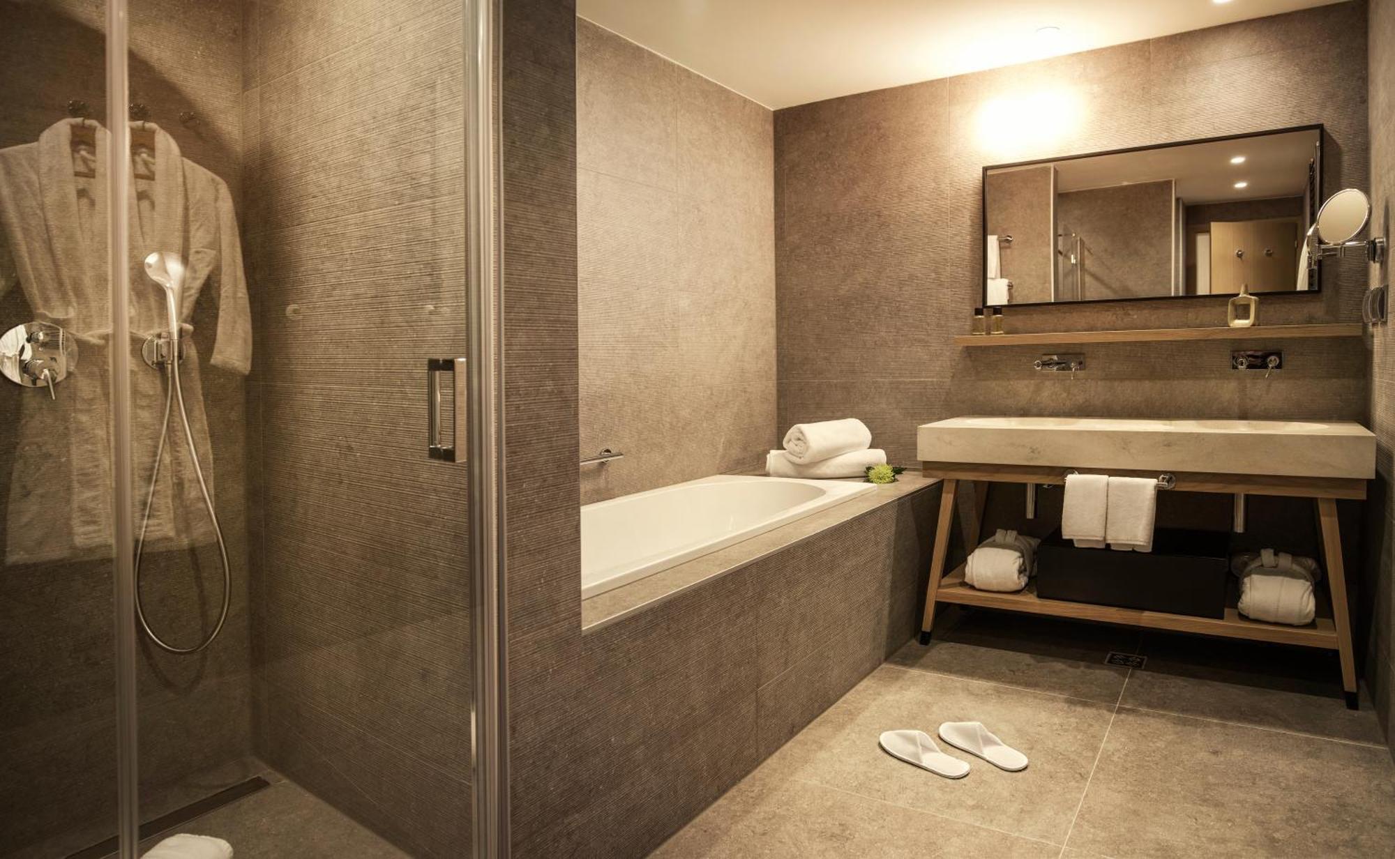 Superior Double Room Partial Sea View