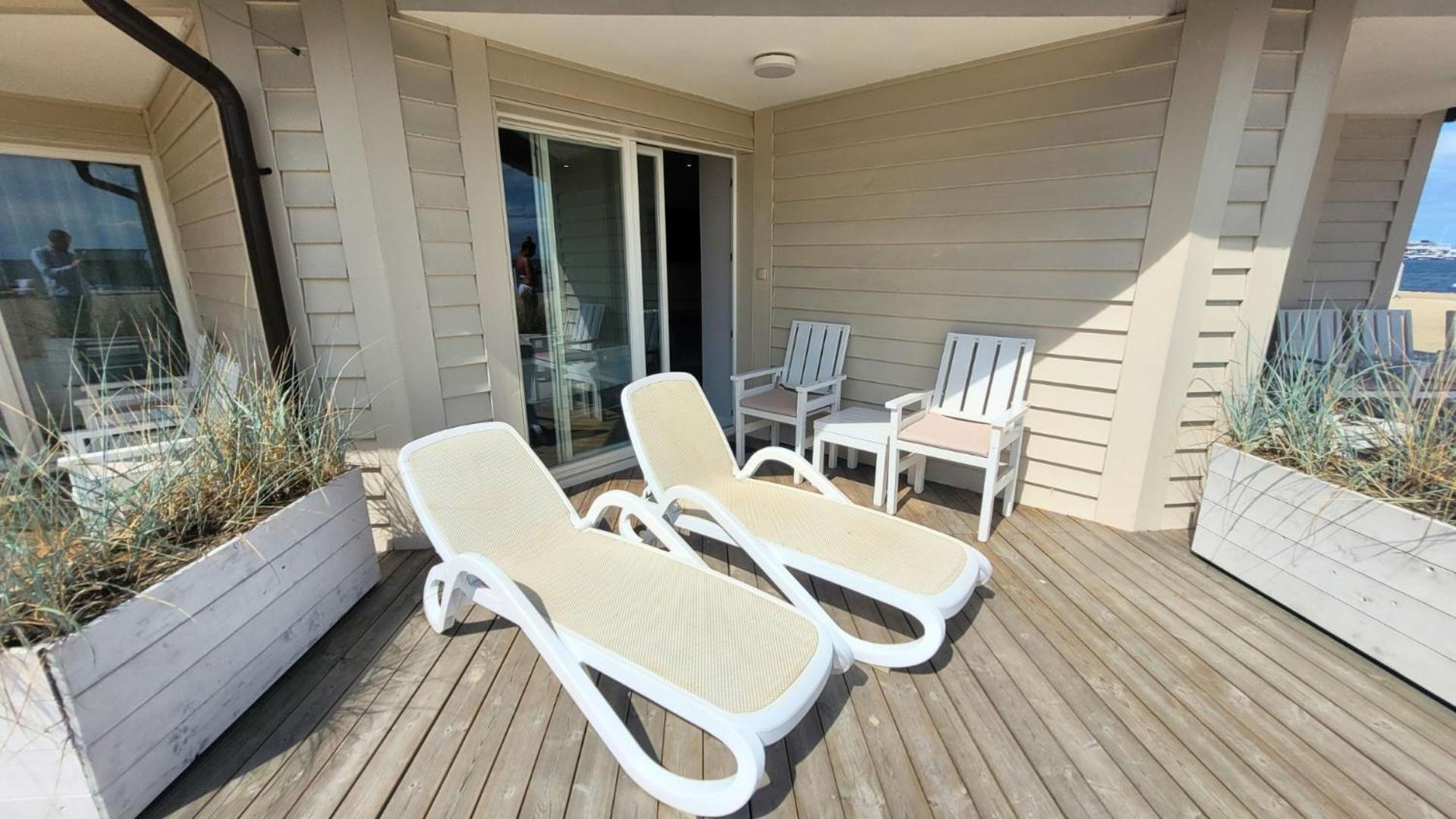 Deluxe Double Room Beach access