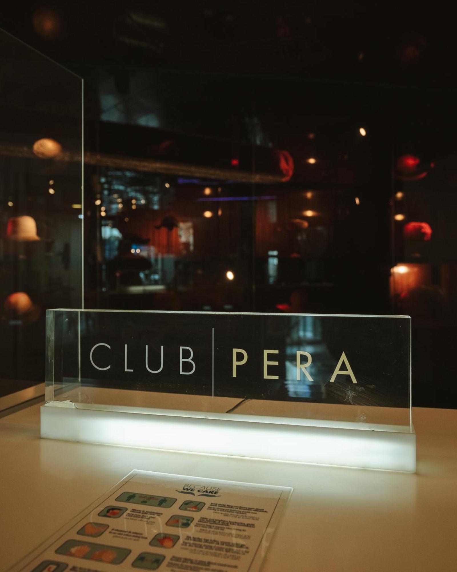 Club Pera City View
