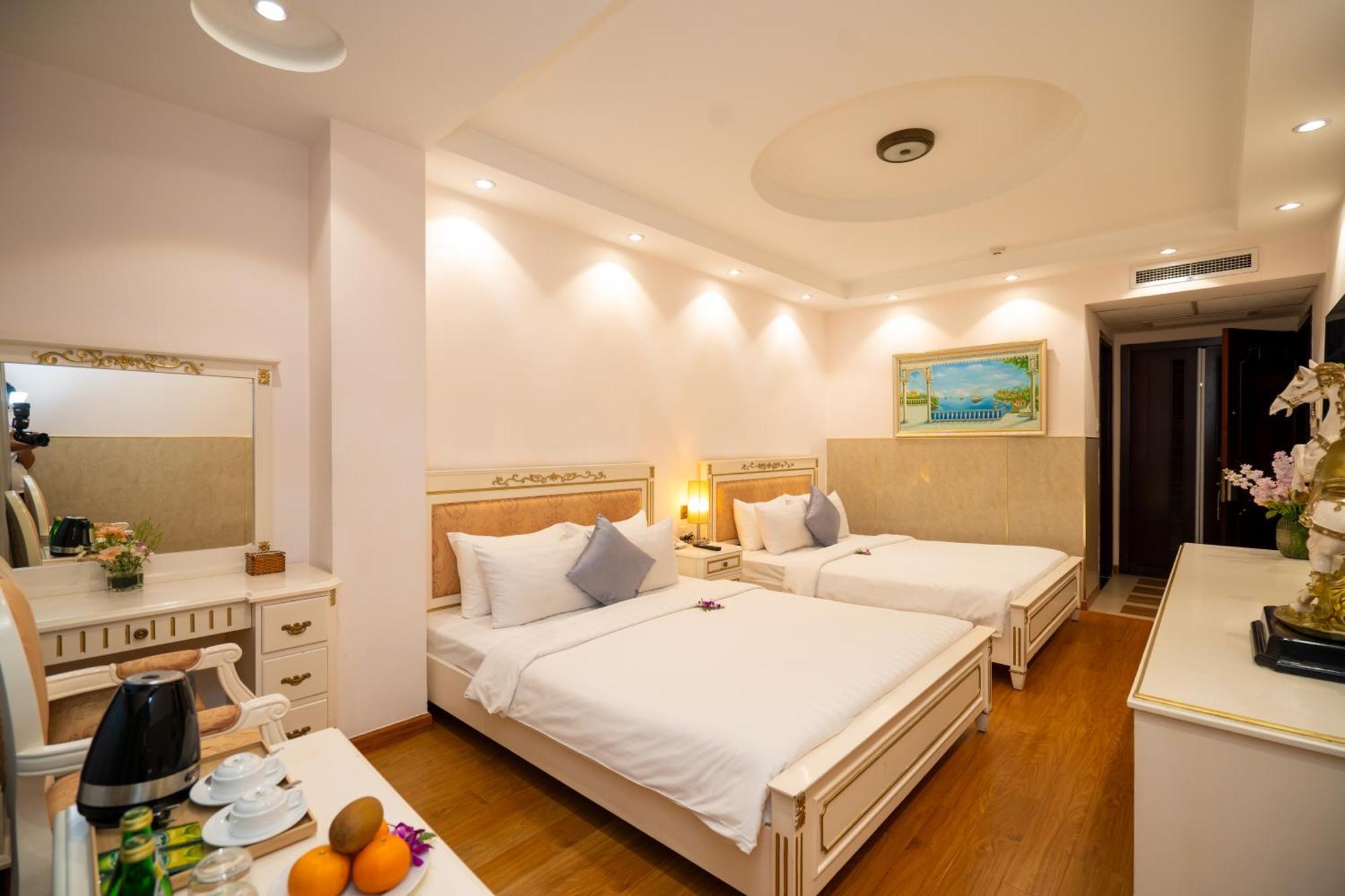 Deluxe Family Room