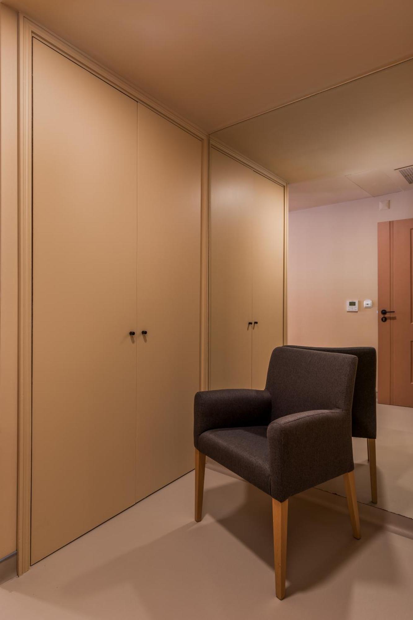 Deluxe Double or Twin Room City View