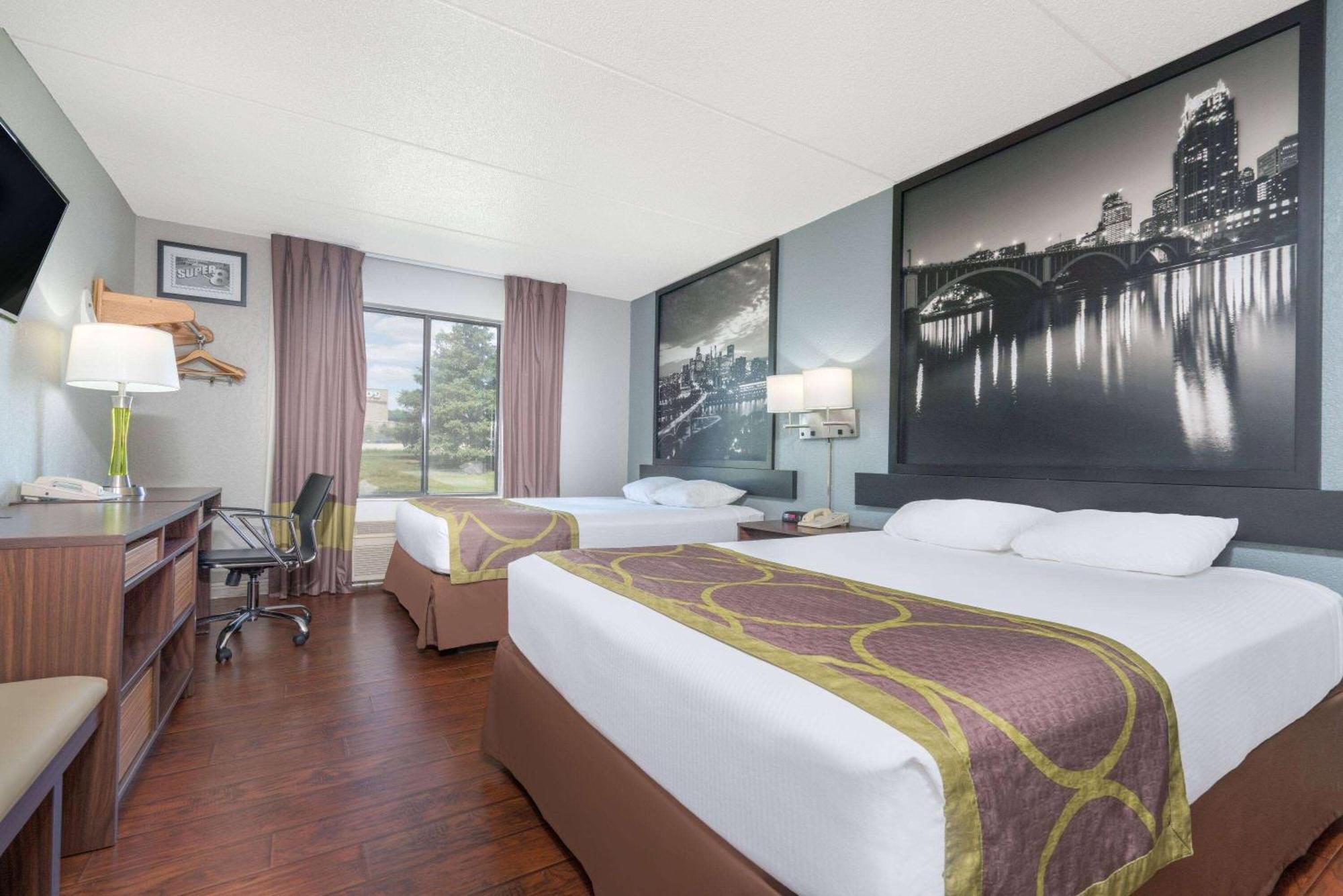 Double Room Two Double Beds Non-Smoking