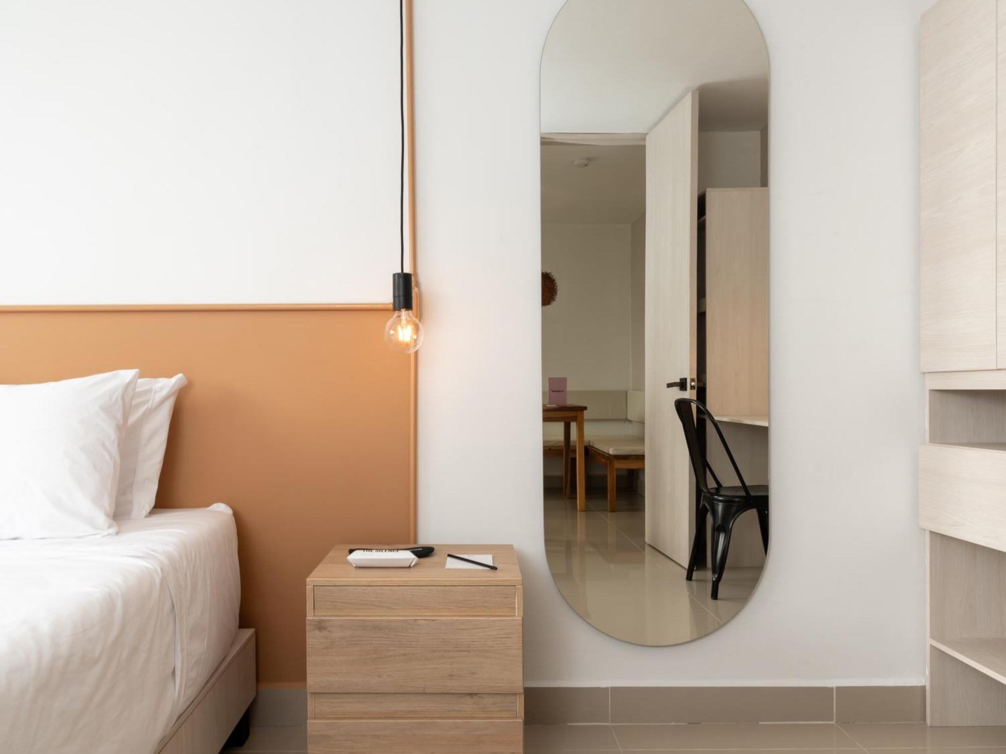 Studio Apartment One Double Bed
