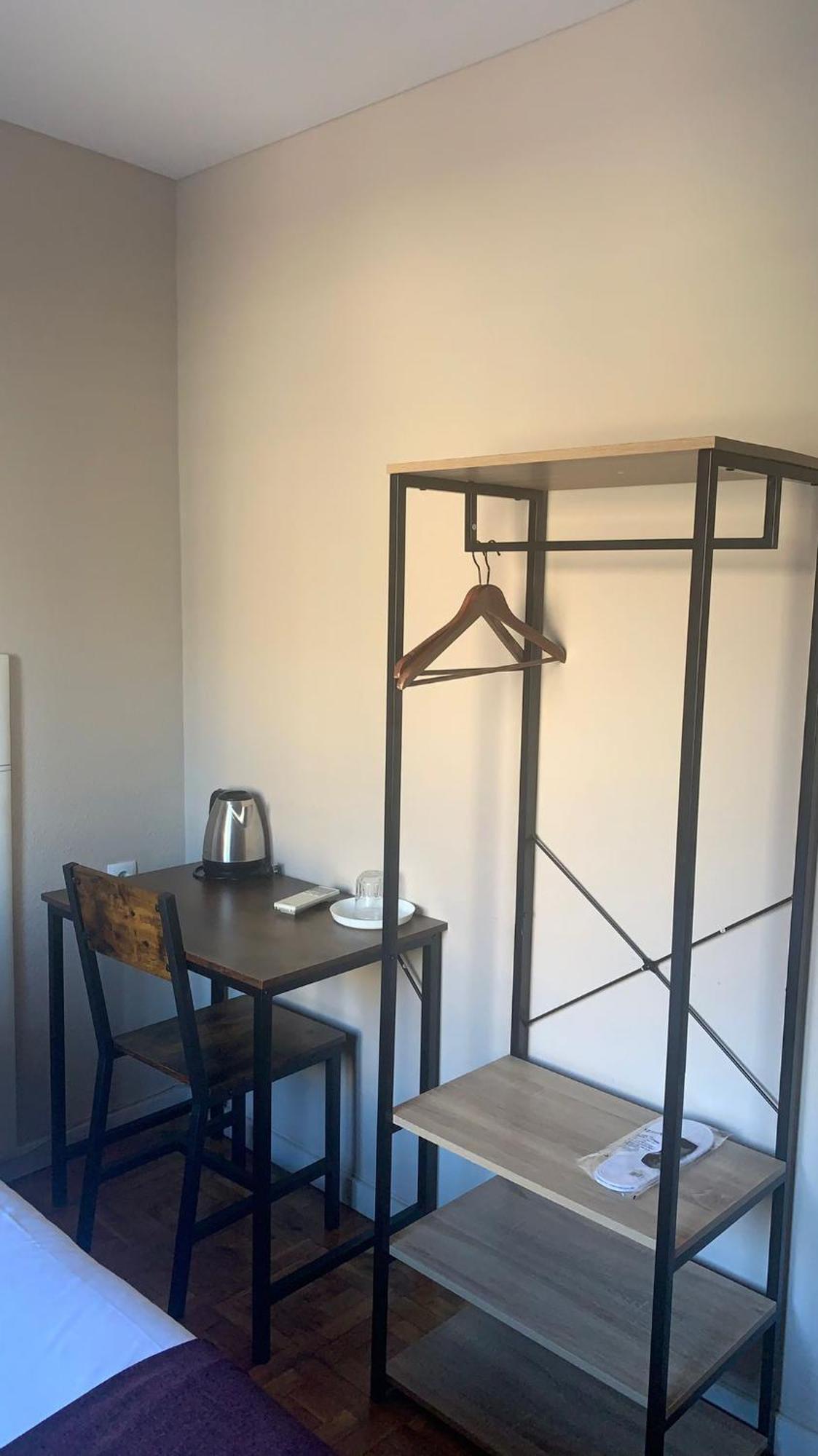 Single Room Private Bathroom