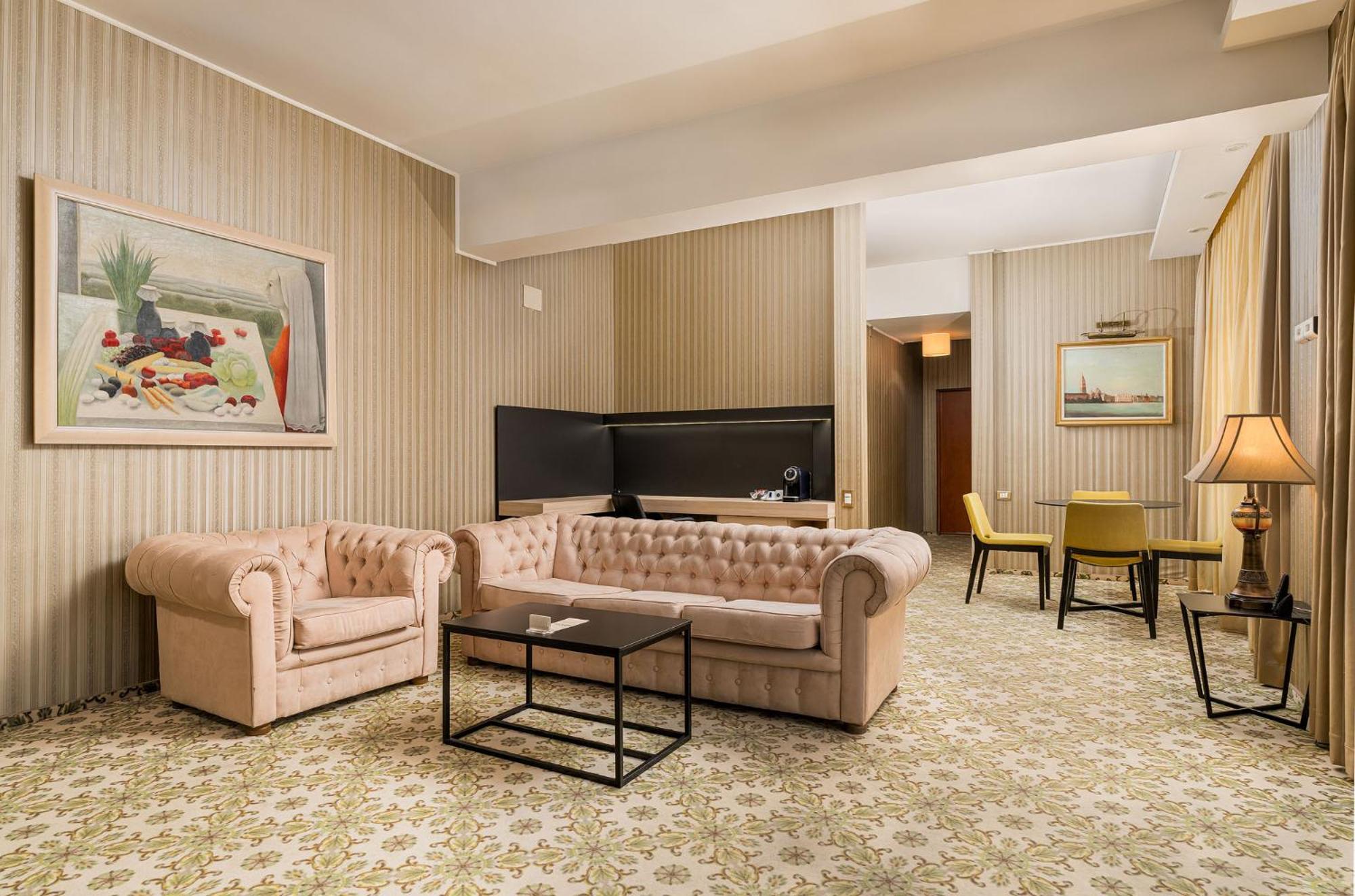 Executive Suite