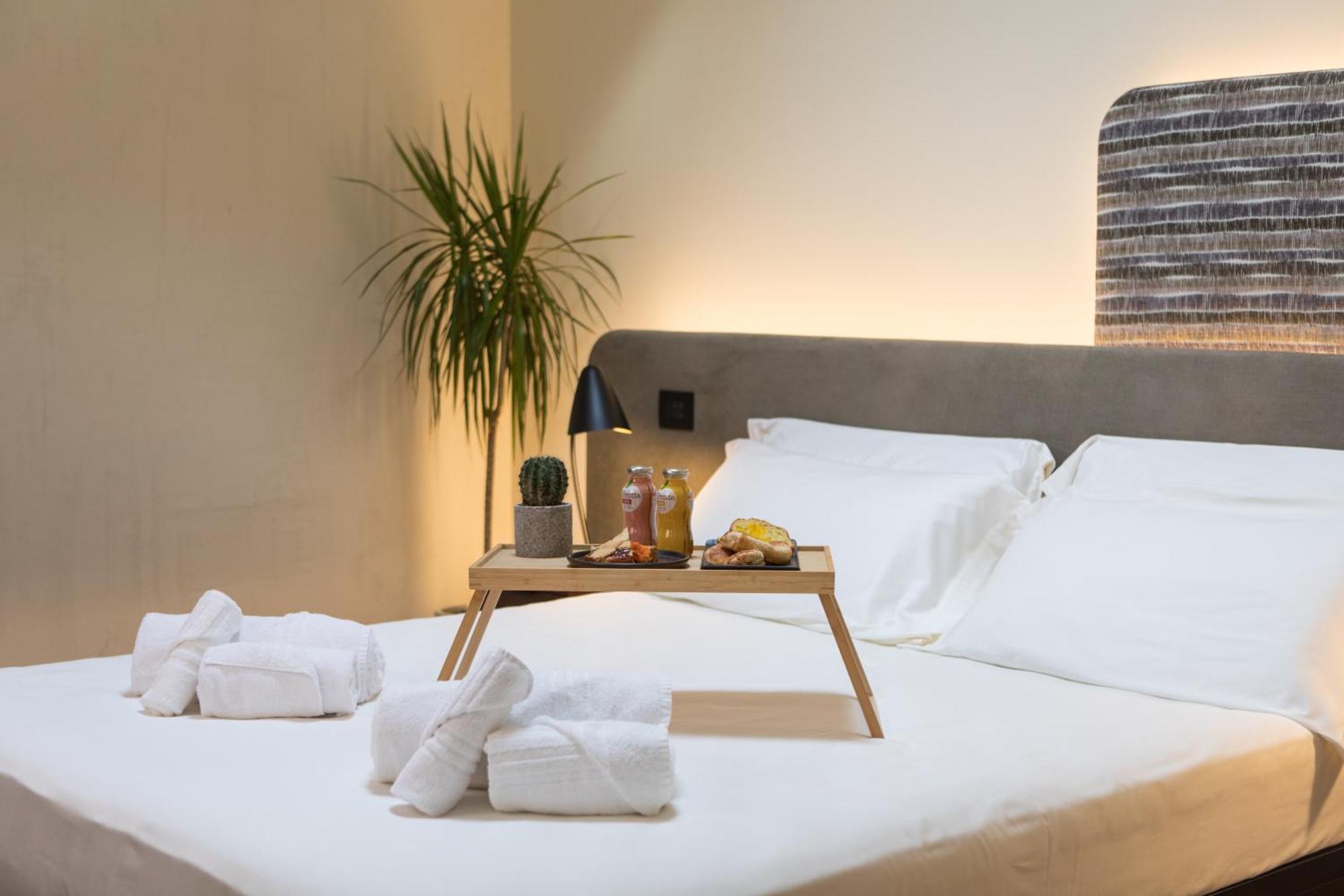 Double or Twin Room Terrace