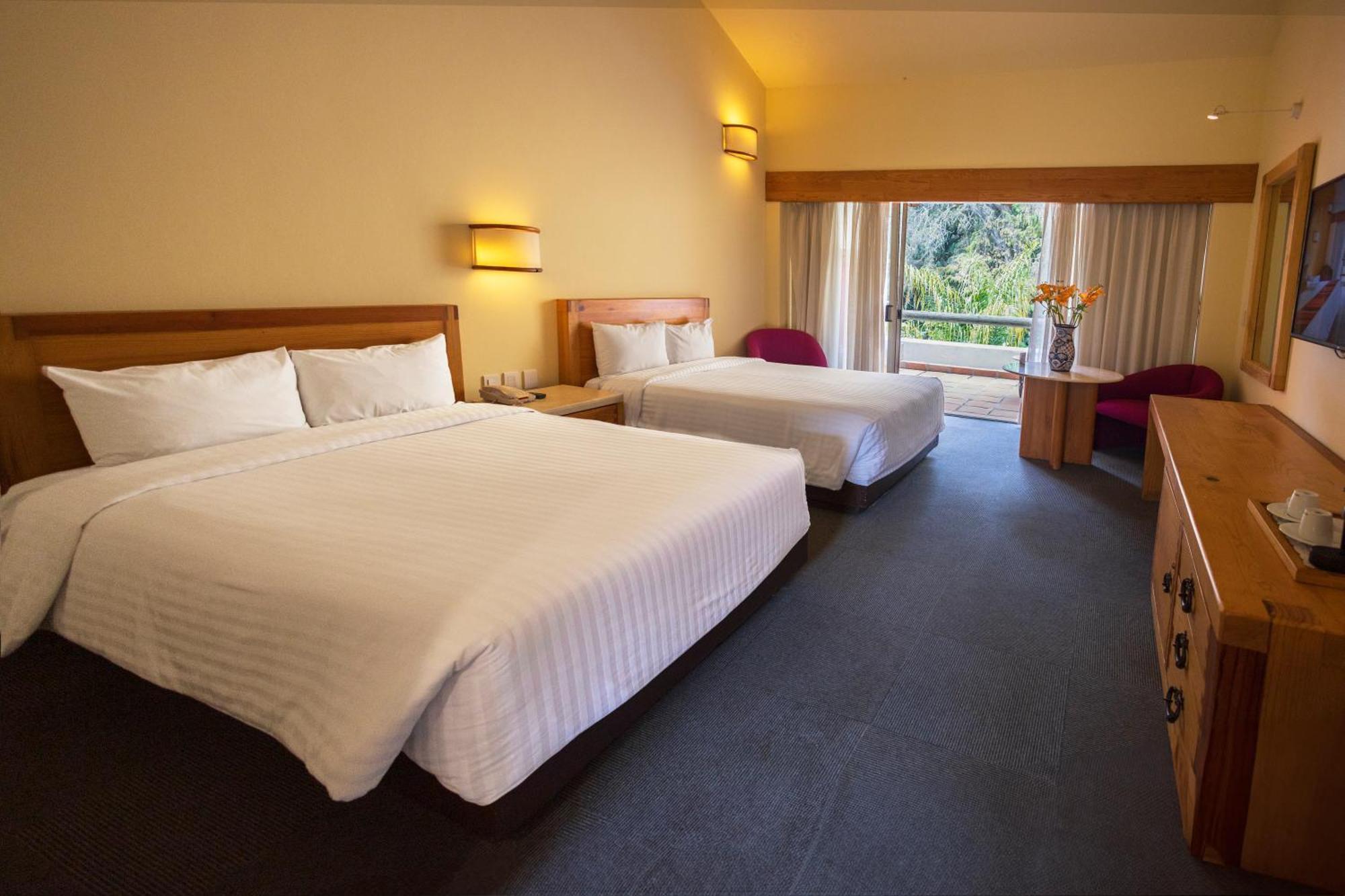 Standard Queen Room with Two Queen Beds,1660294790:JPEG