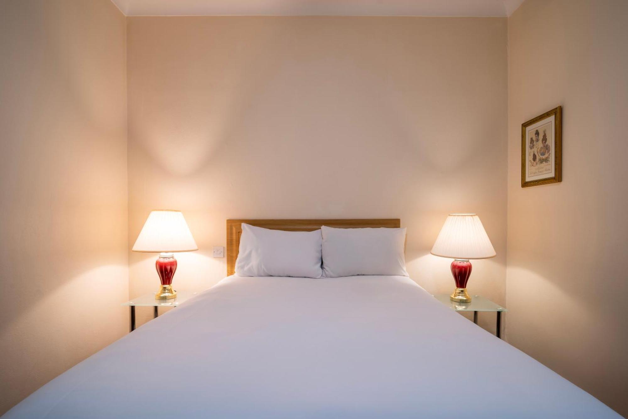 Double Room No Windows