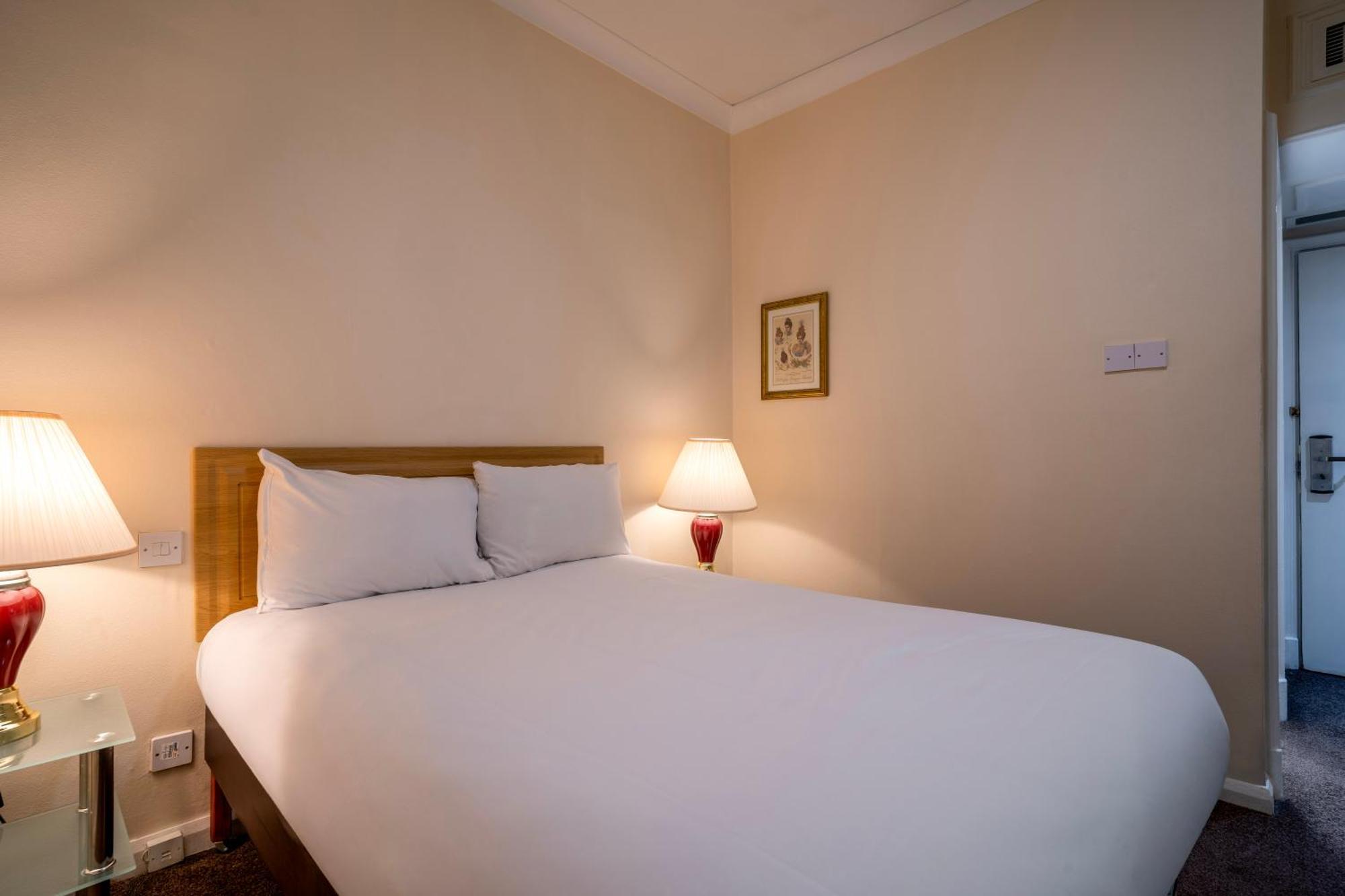 Double Room No Windows