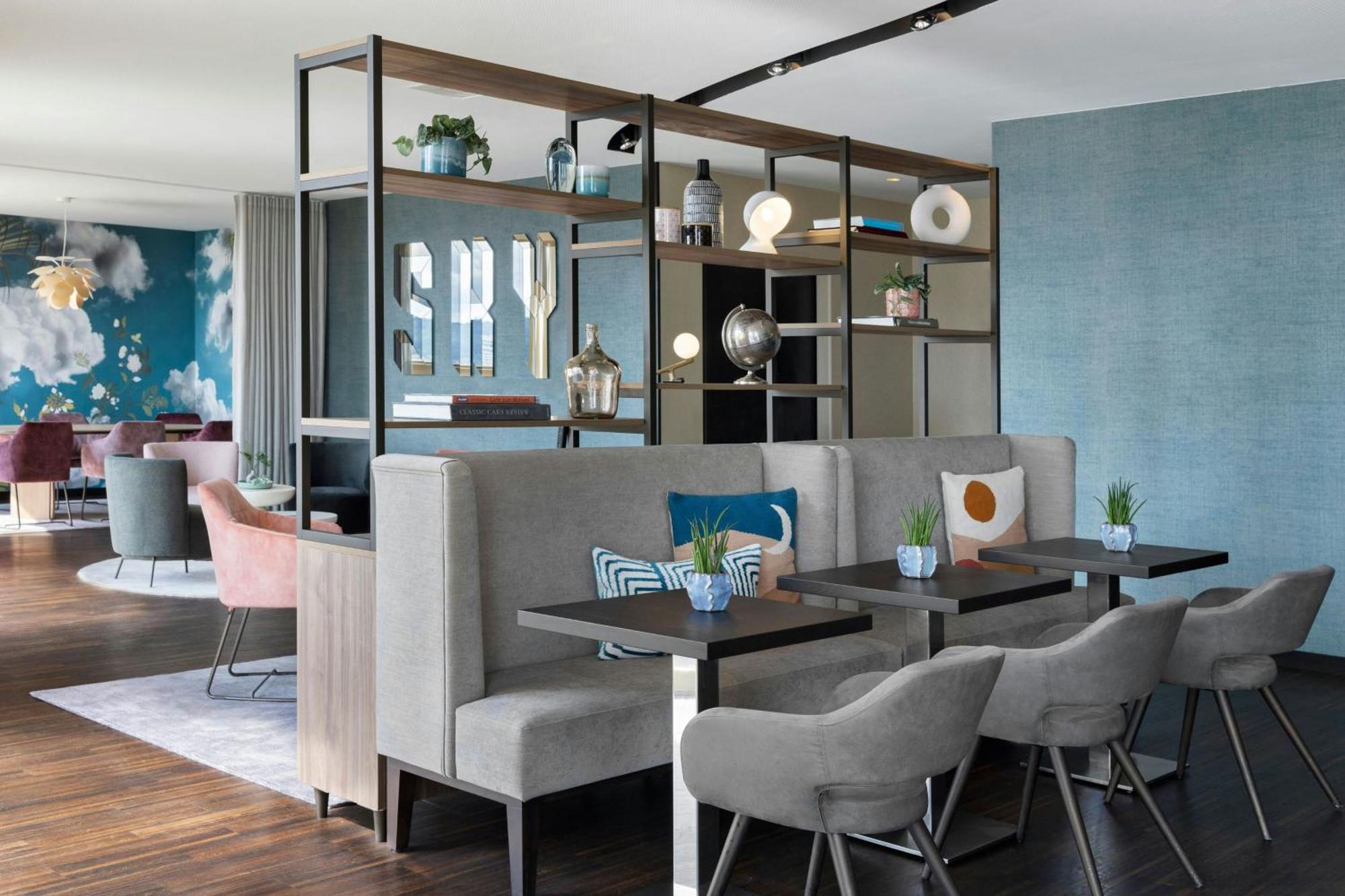 Double Room Club Lounge Access