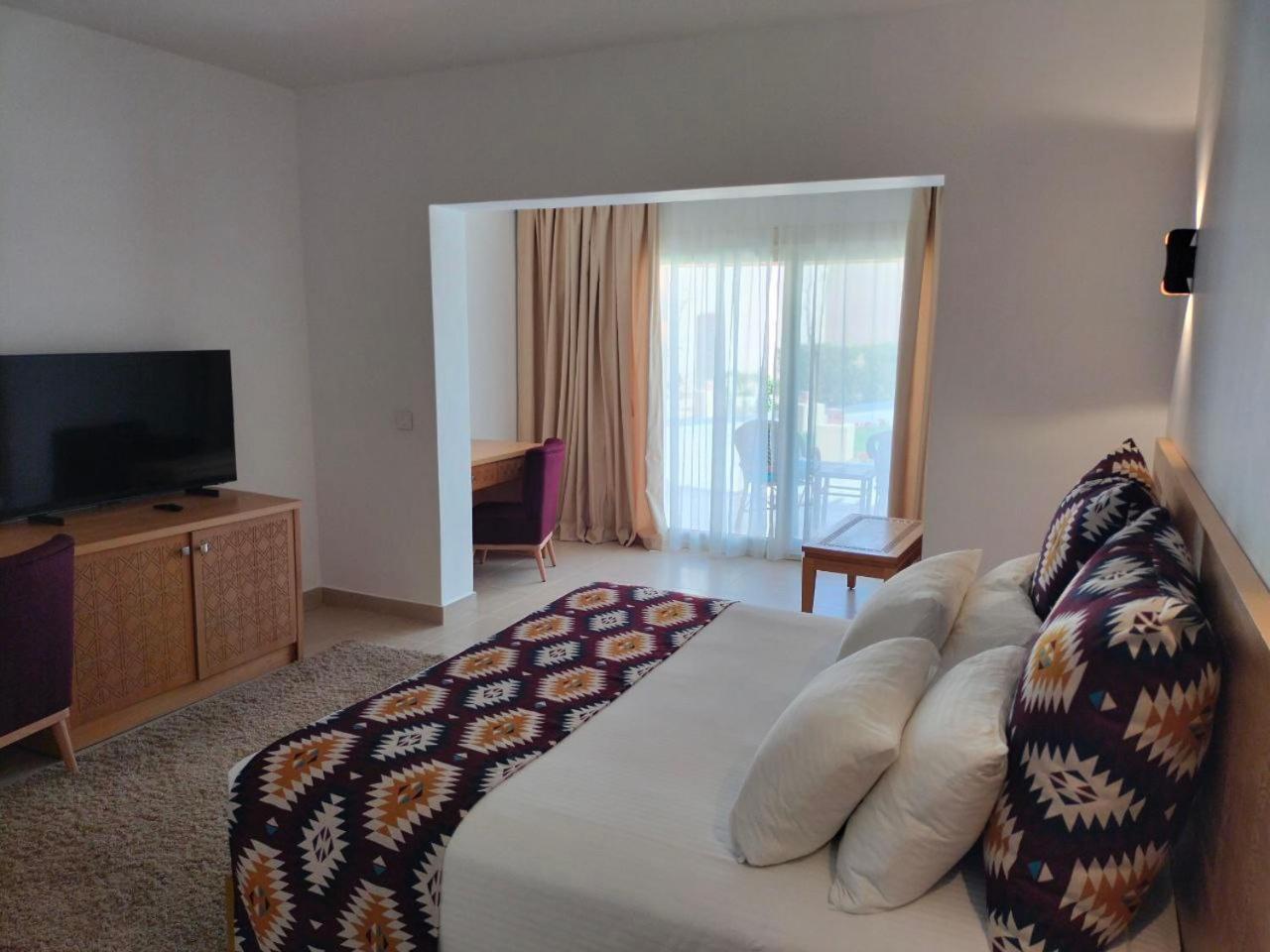 Superior Double or Twin Room Pool View