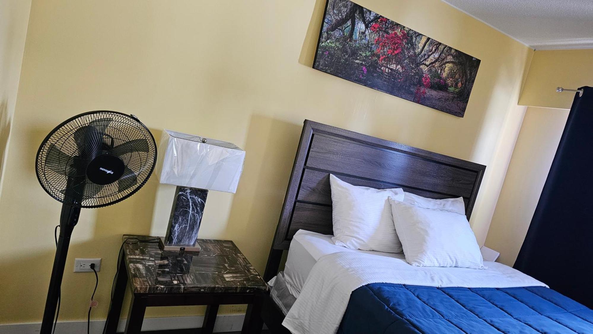 Queen Room