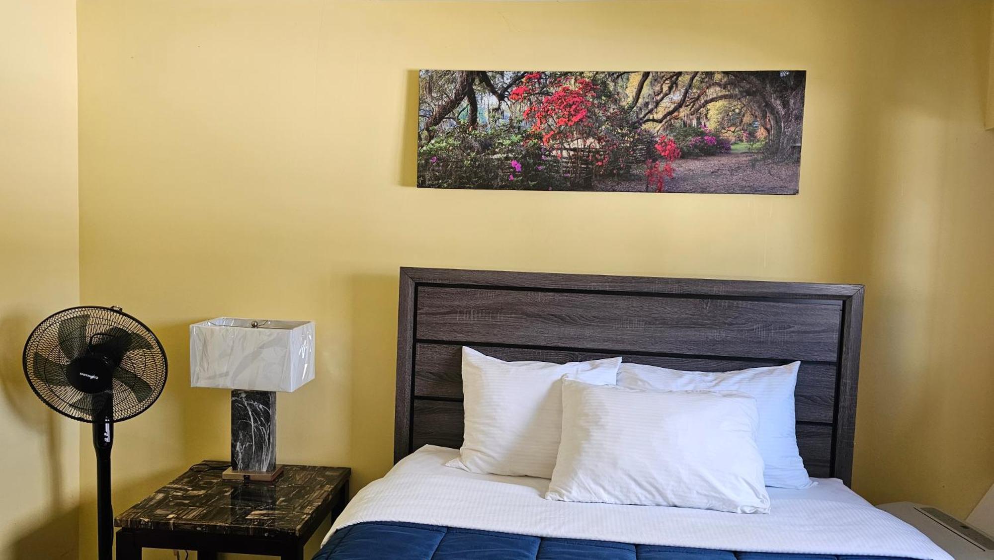 Queen Room