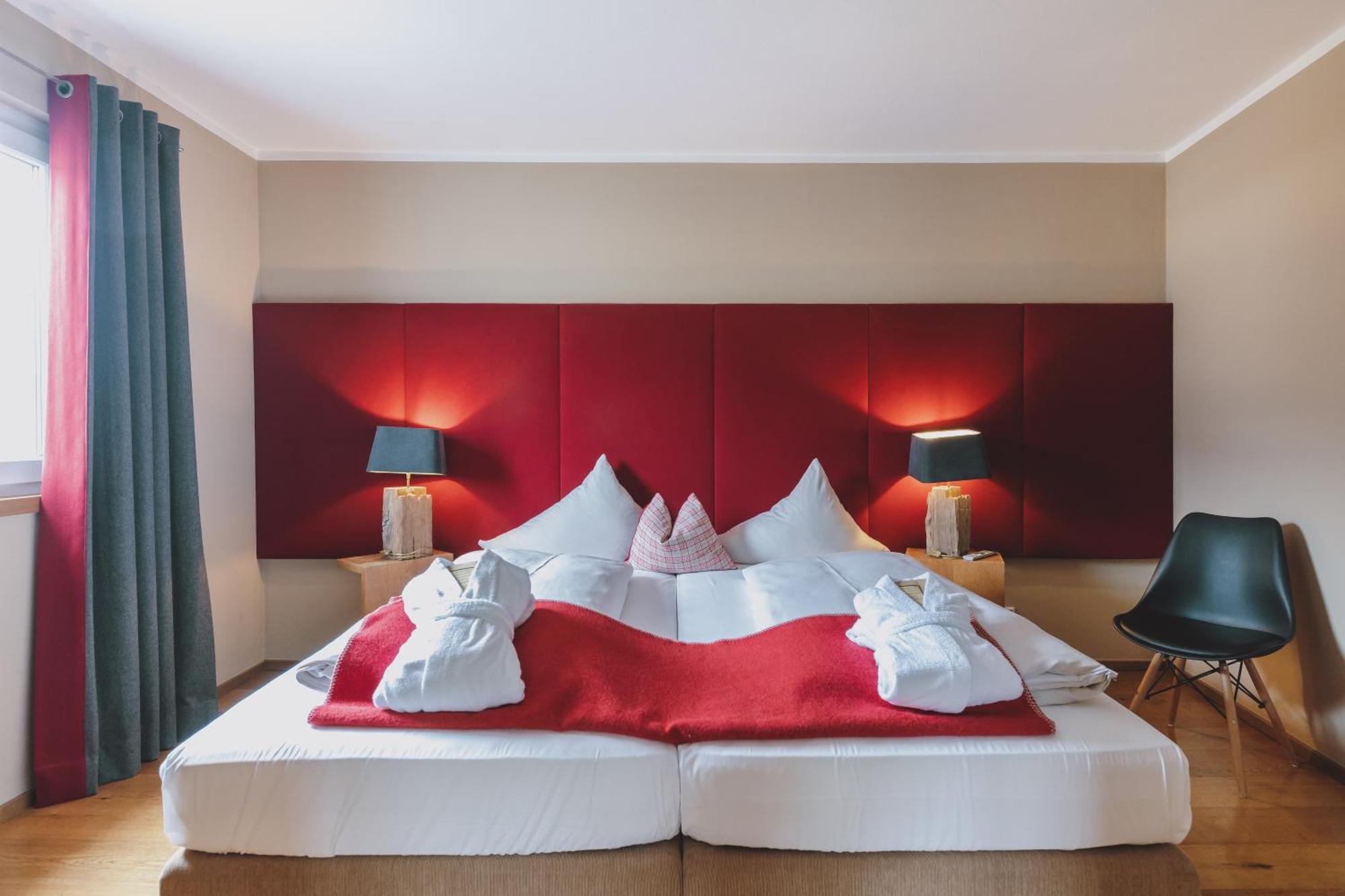 Two-Bedroom Suite Tauern Spa Entry