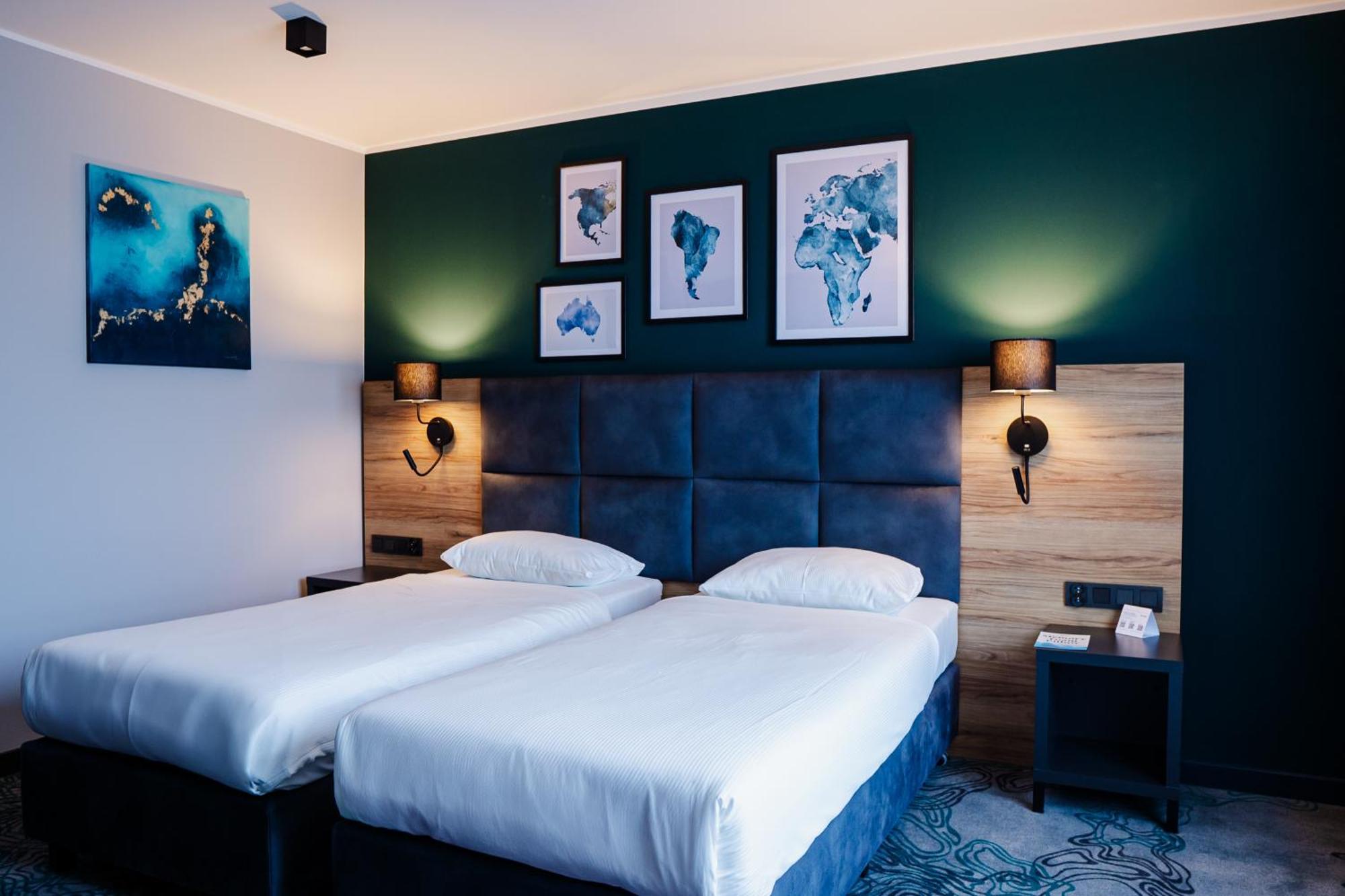 Standard Room 2 Single Beds