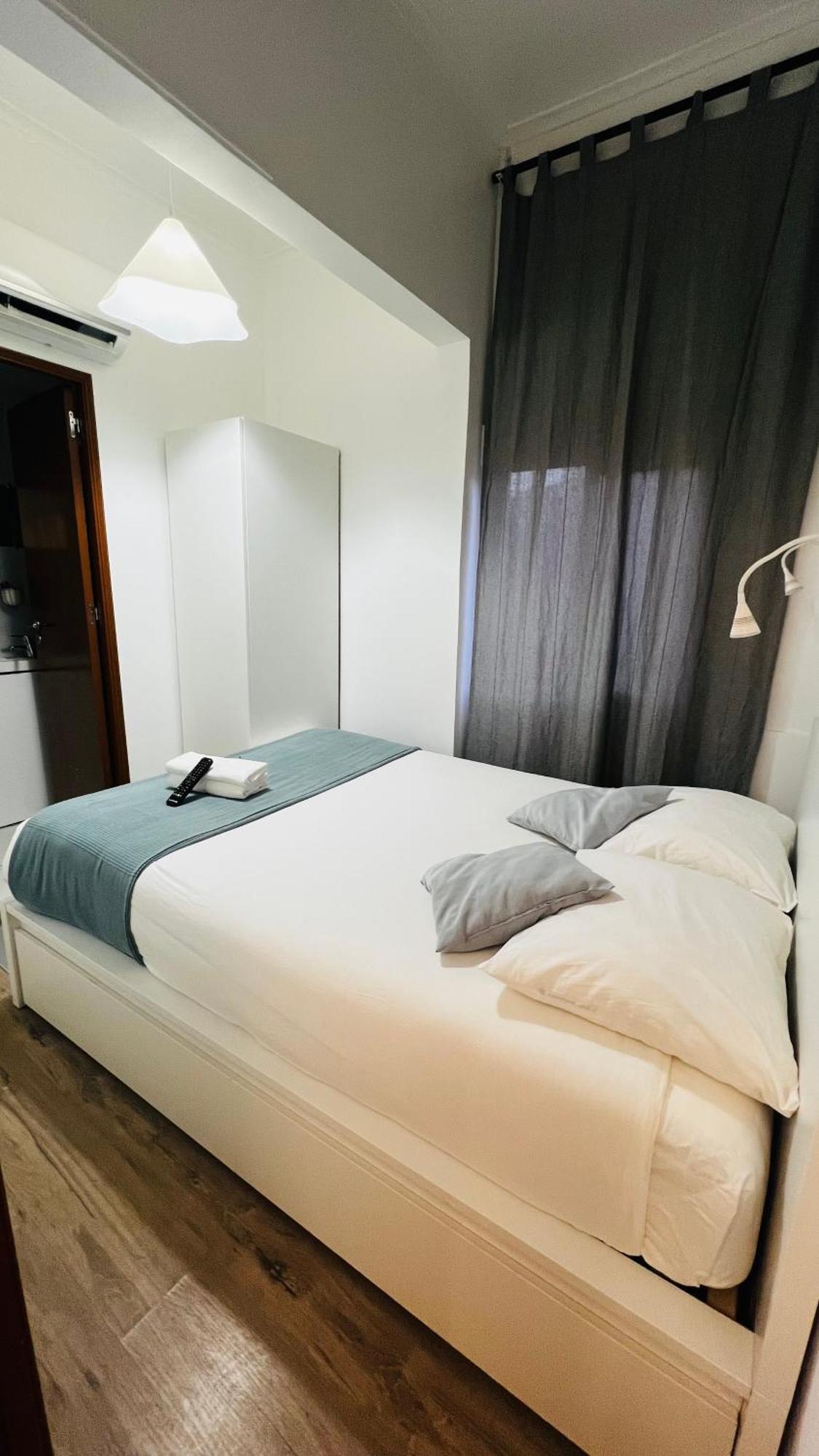 Double Room Private Bathroom