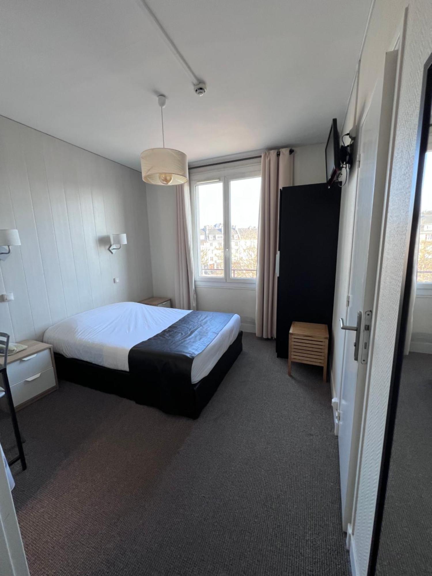 Double Room Port View