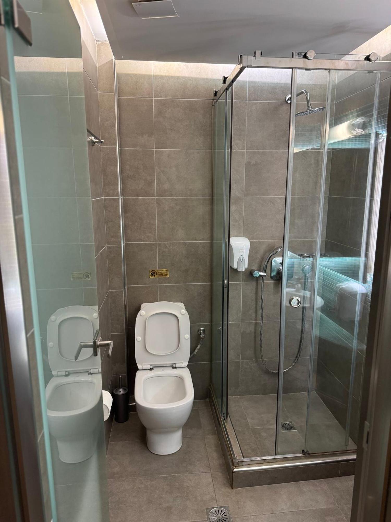Apartment Double or Twin