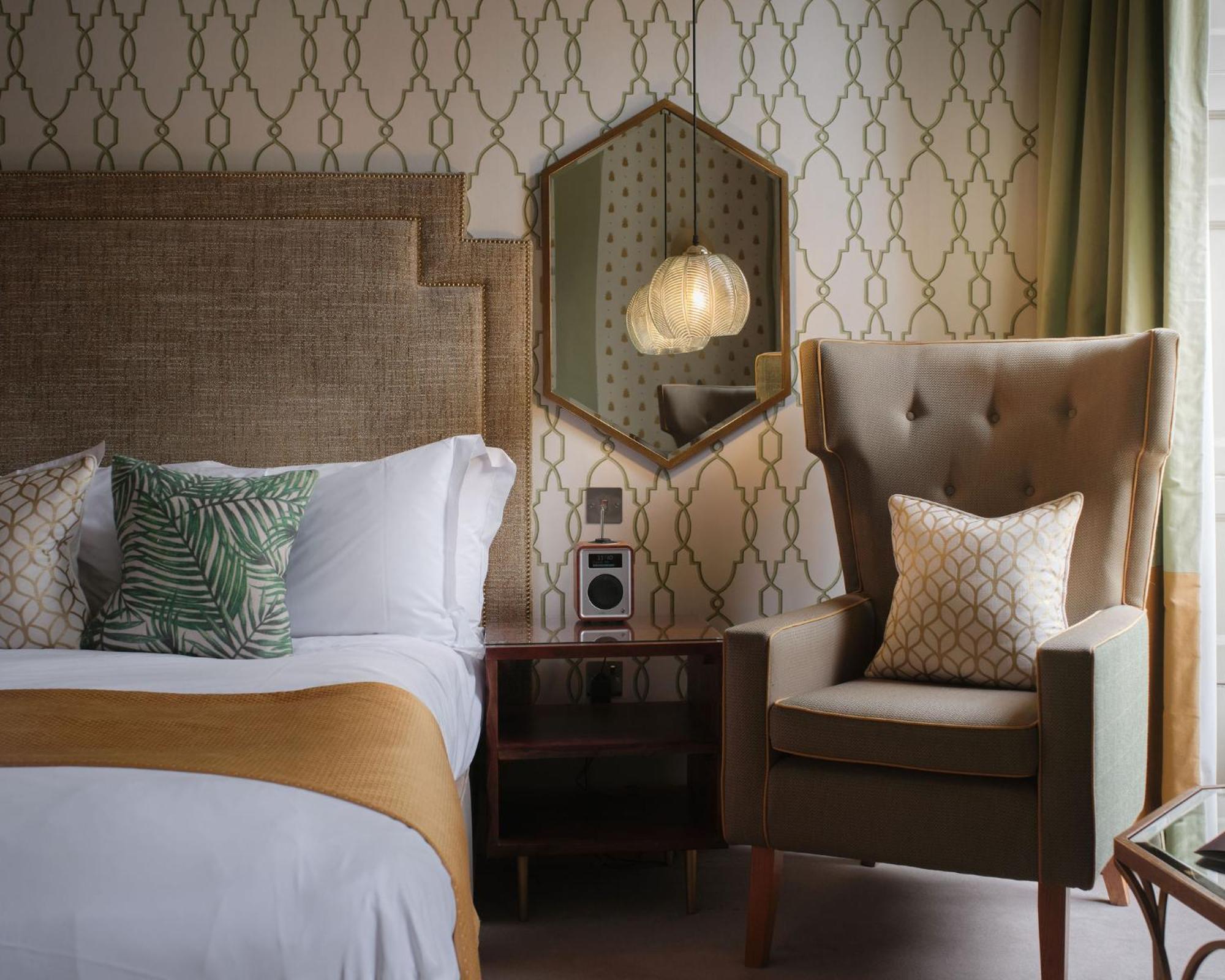 Master Deluxe Room