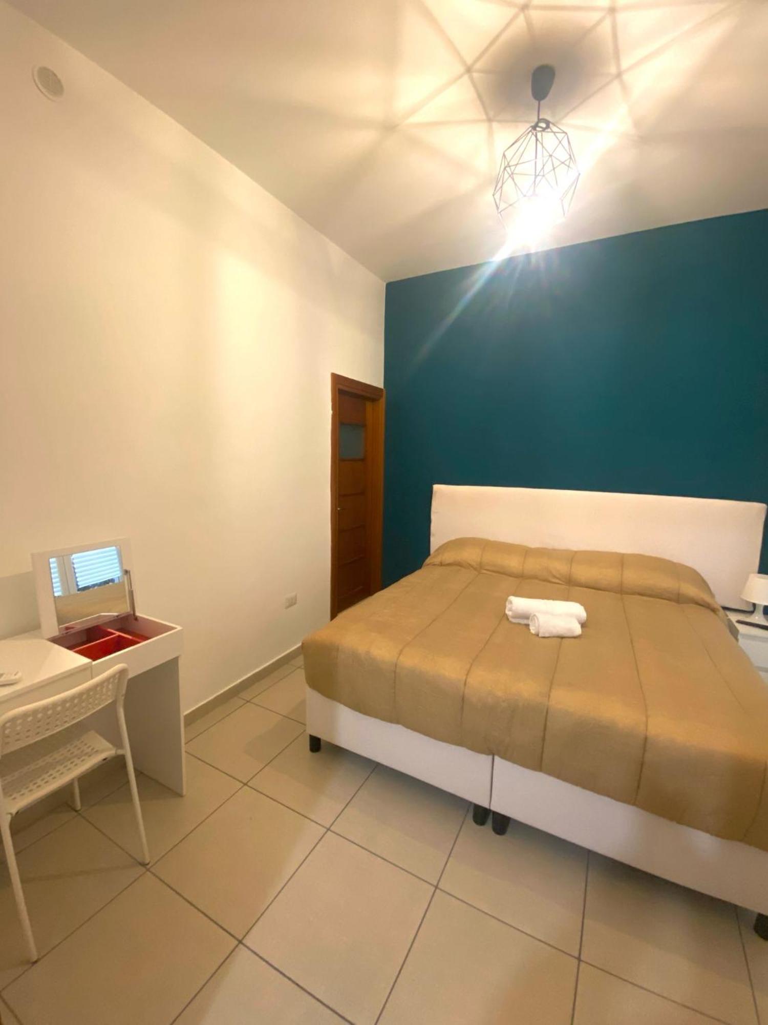 Double or Twin Room Private Bathroom
