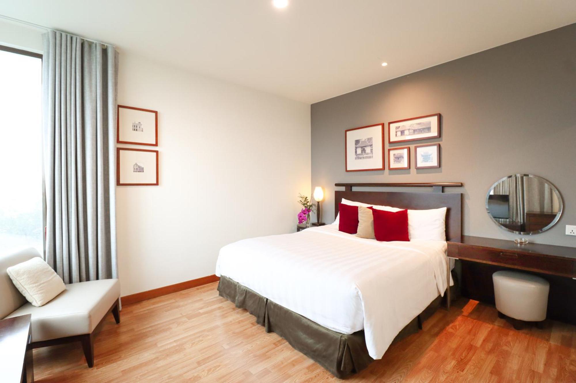 One-Bedroom Premier Serviced Suite