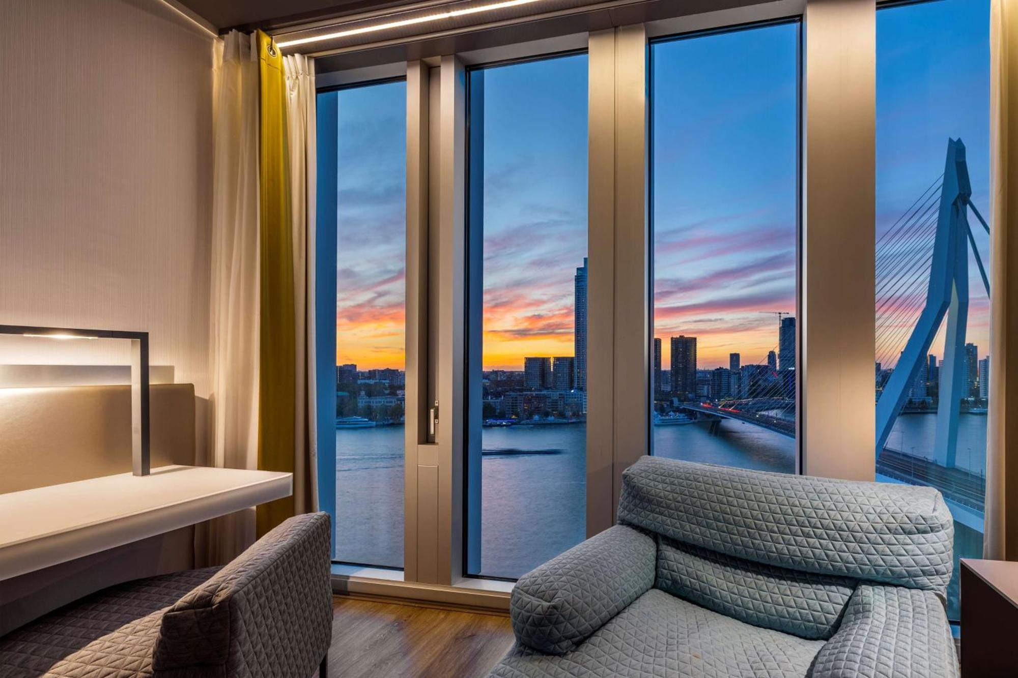 Nhow Premium Room Skyline View