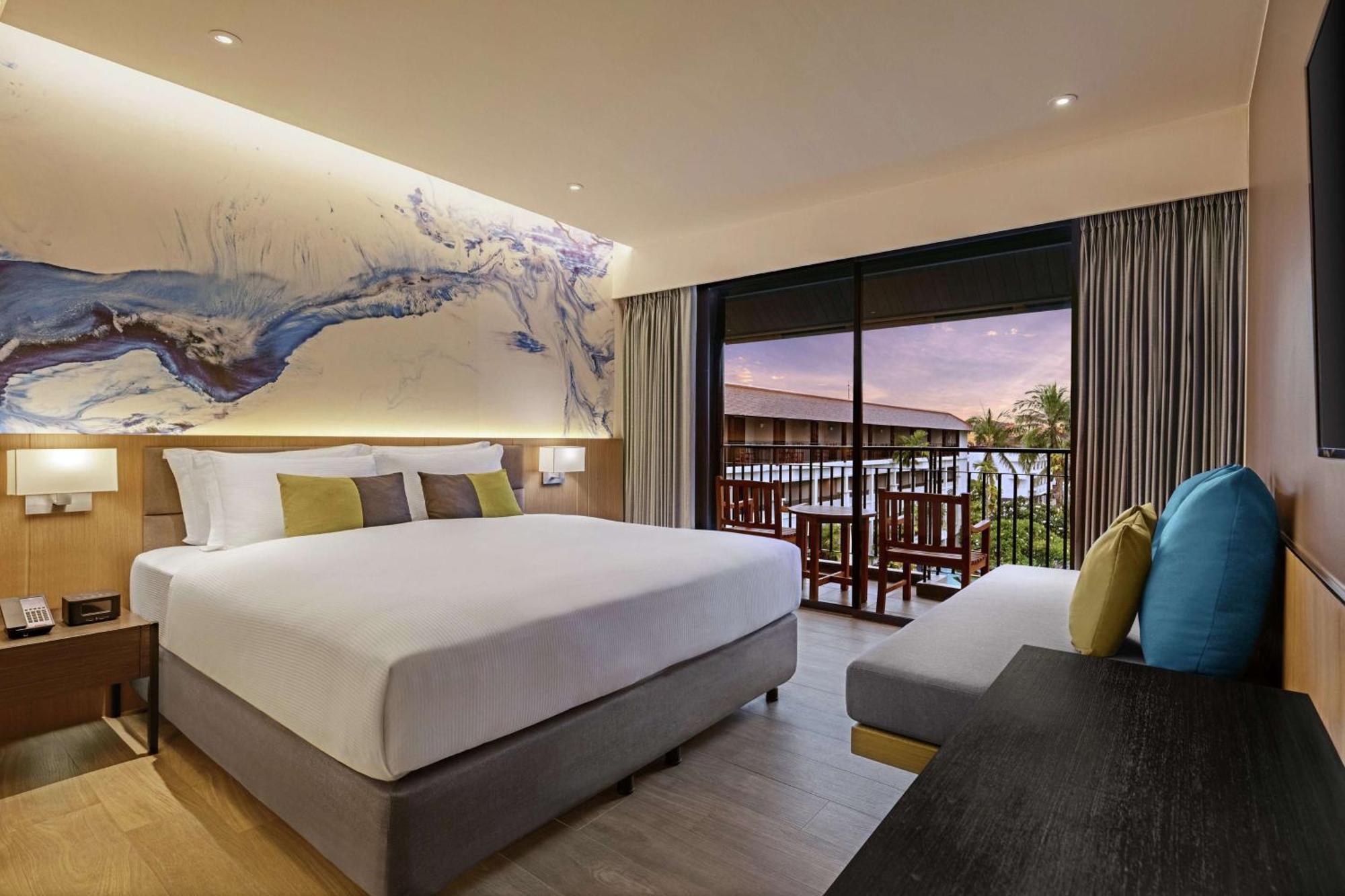 Deluxe King Room Balcony