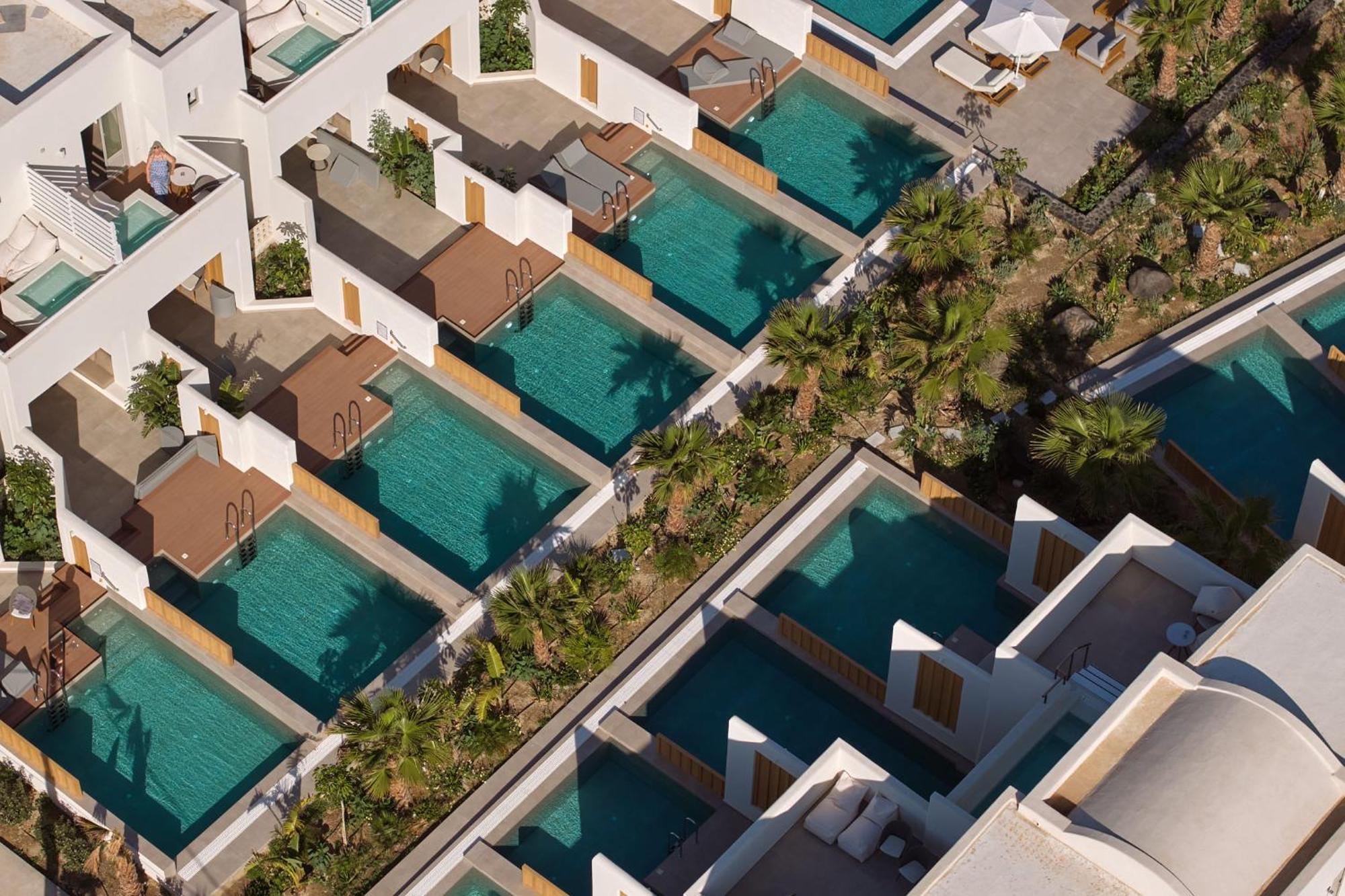 Deluxe Double Room Terrace Individual Pool