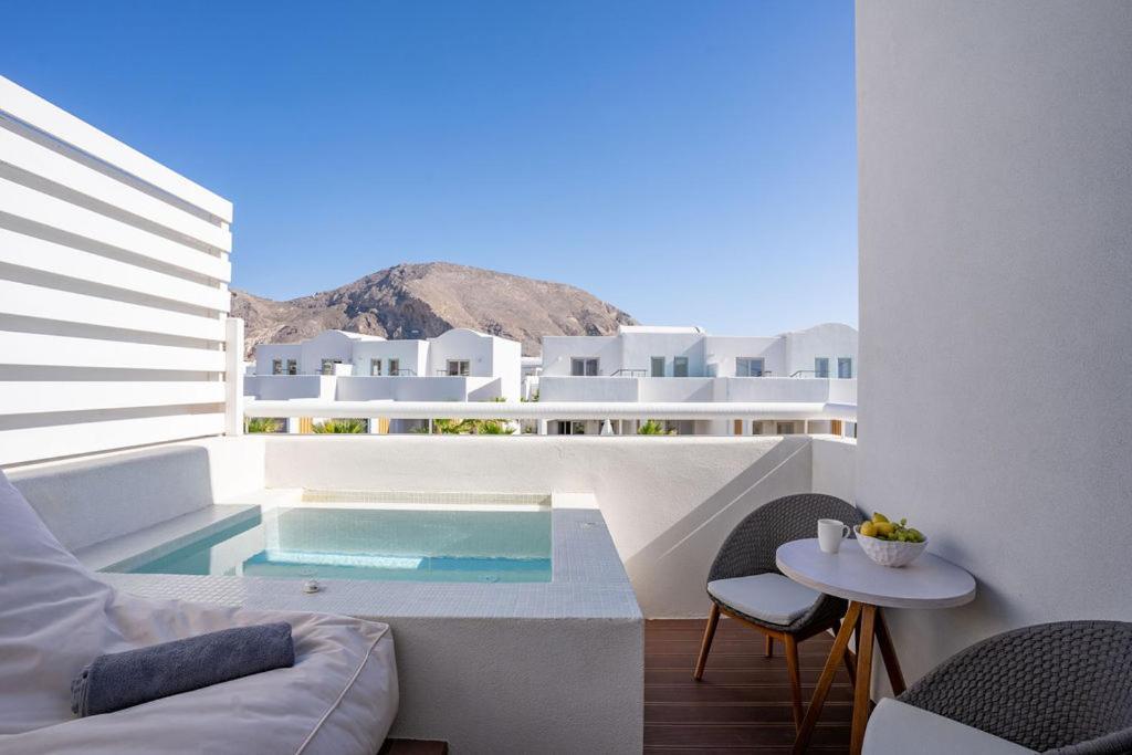 Deluxe Double Room Balcony Outdoor Refreshing Whirlpool