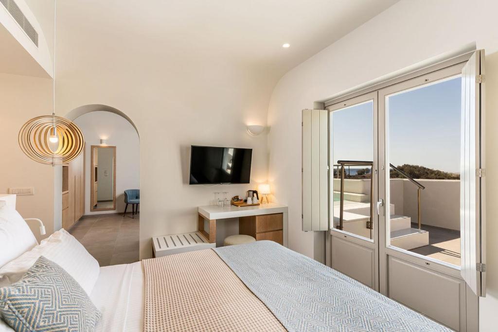 Suite Balcony Outdoor Refreshing Whirlpool