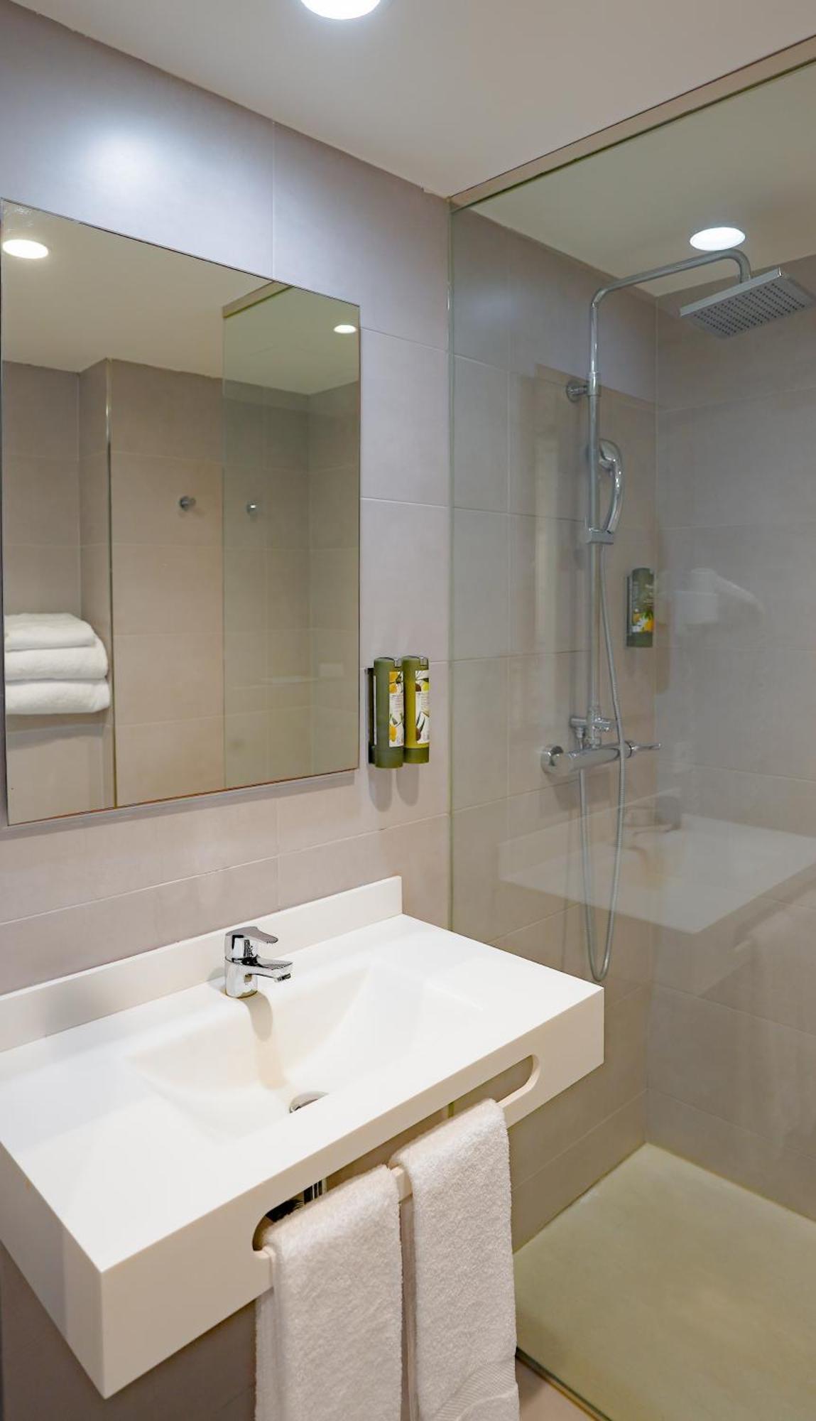 Double or Twin Room Balcony