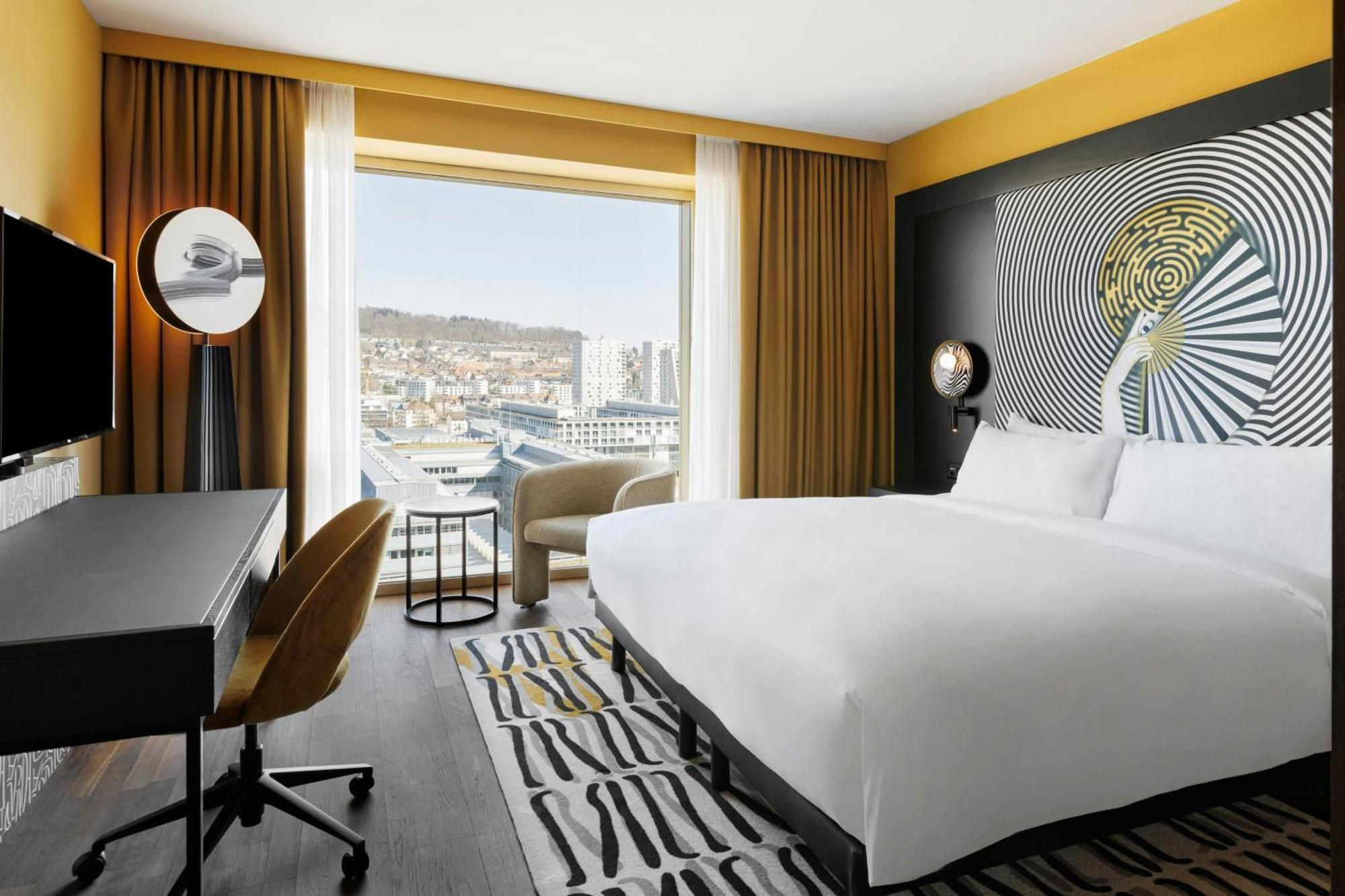 Superior King Room High Floor