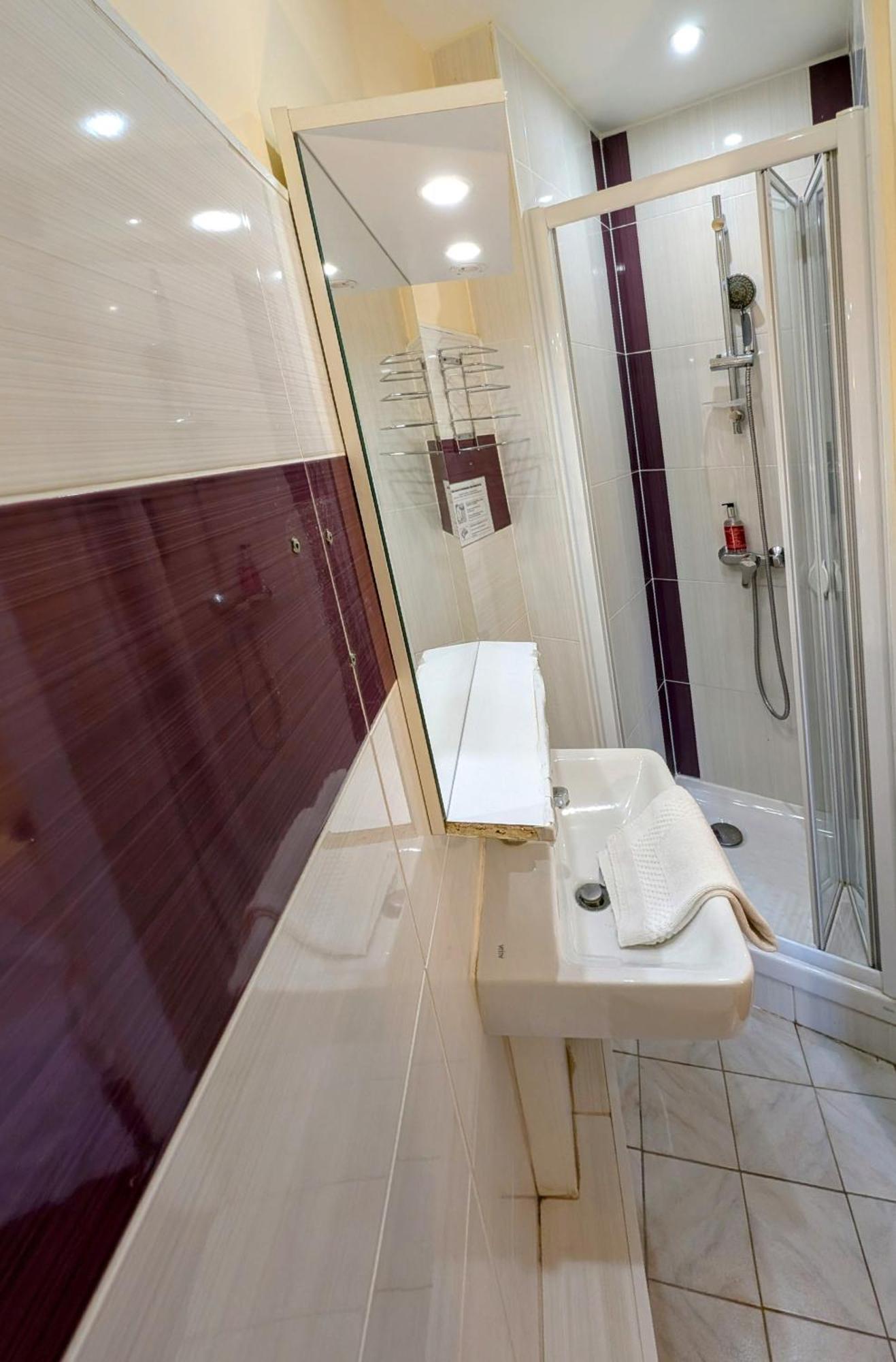 Economy Single Room No lift access