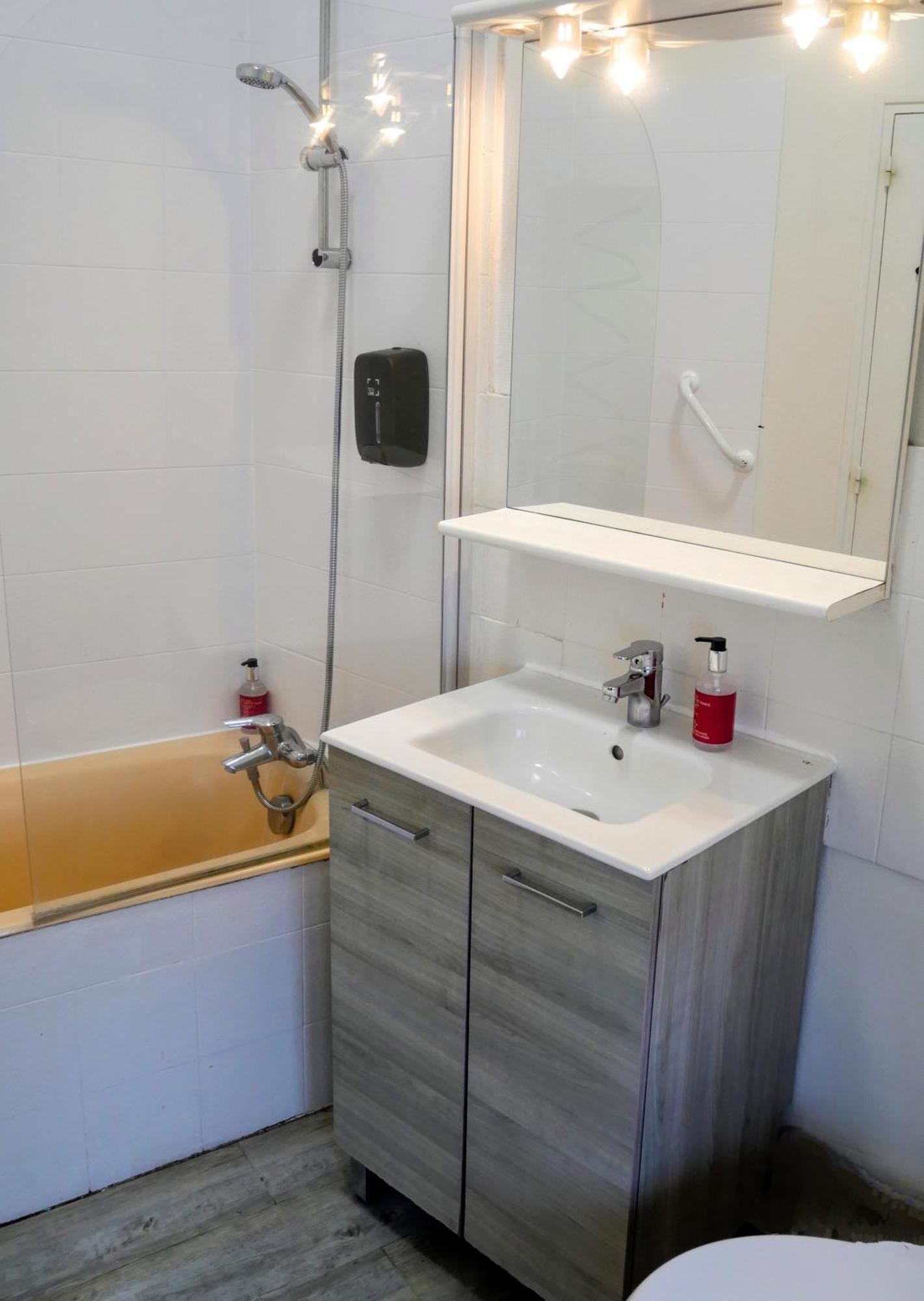 Economy Double Room No lift access